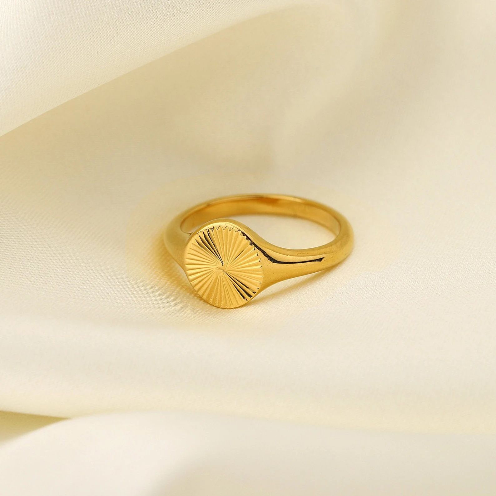 Sunbeam Signet Ring, 18K Gold Signet Ring, Oval Signet Ring, Gold Ring, Round Signet Ring, Statem... | Etsy (US)