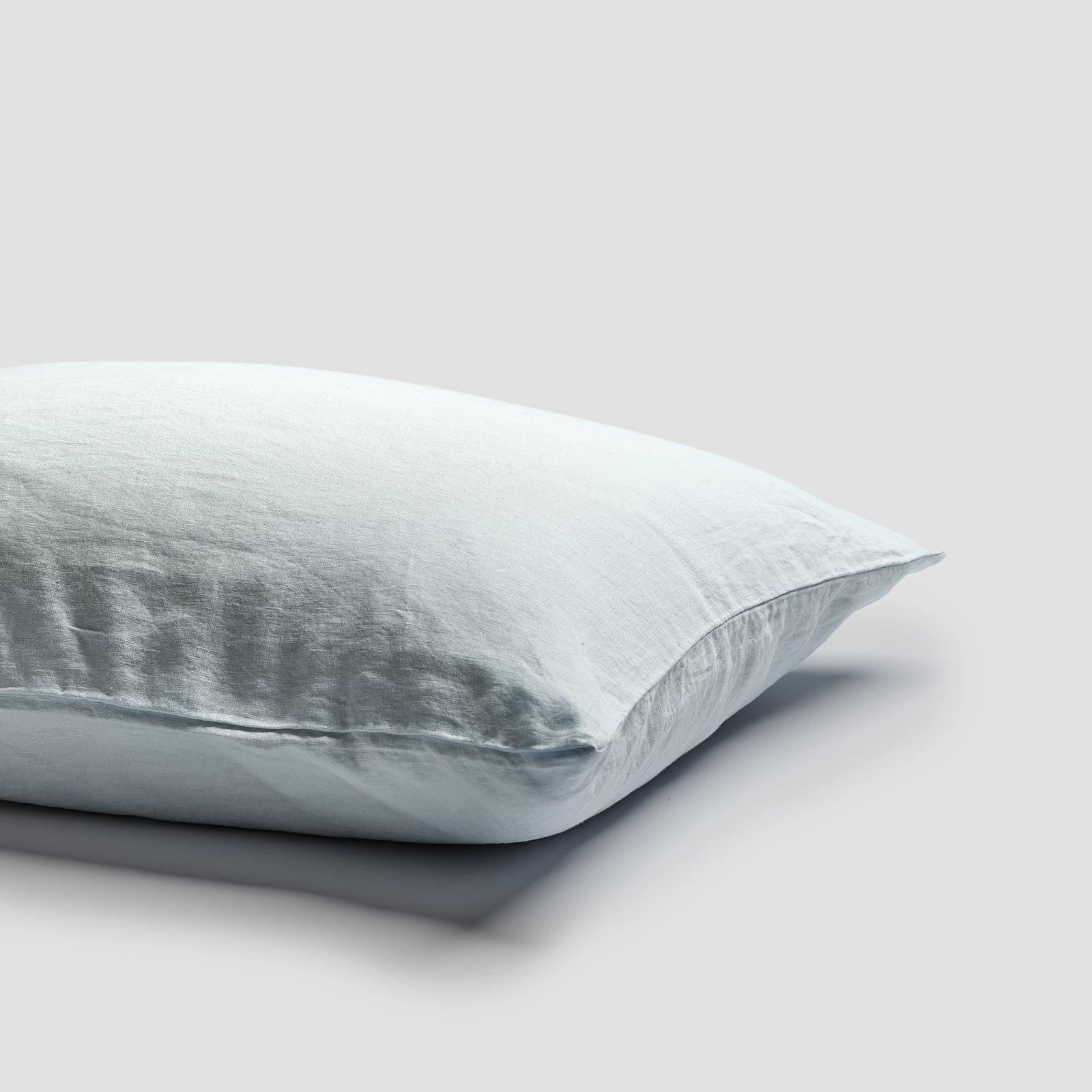 Lake Blue Linen Pillowcases (Pair) | Piglet