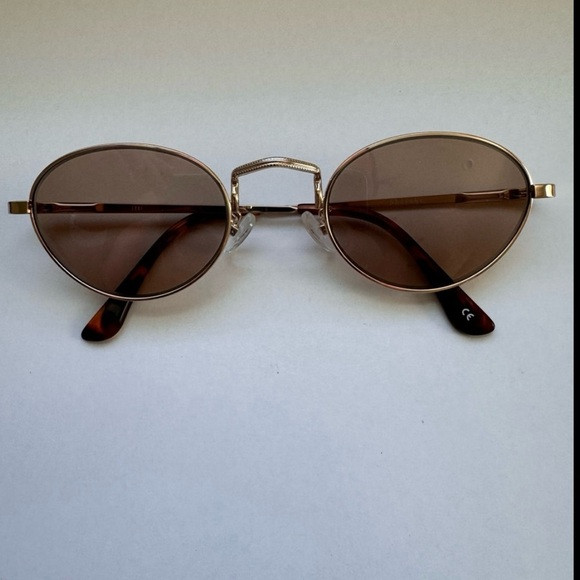 Shevoke unisex sunglasses | Poshmark