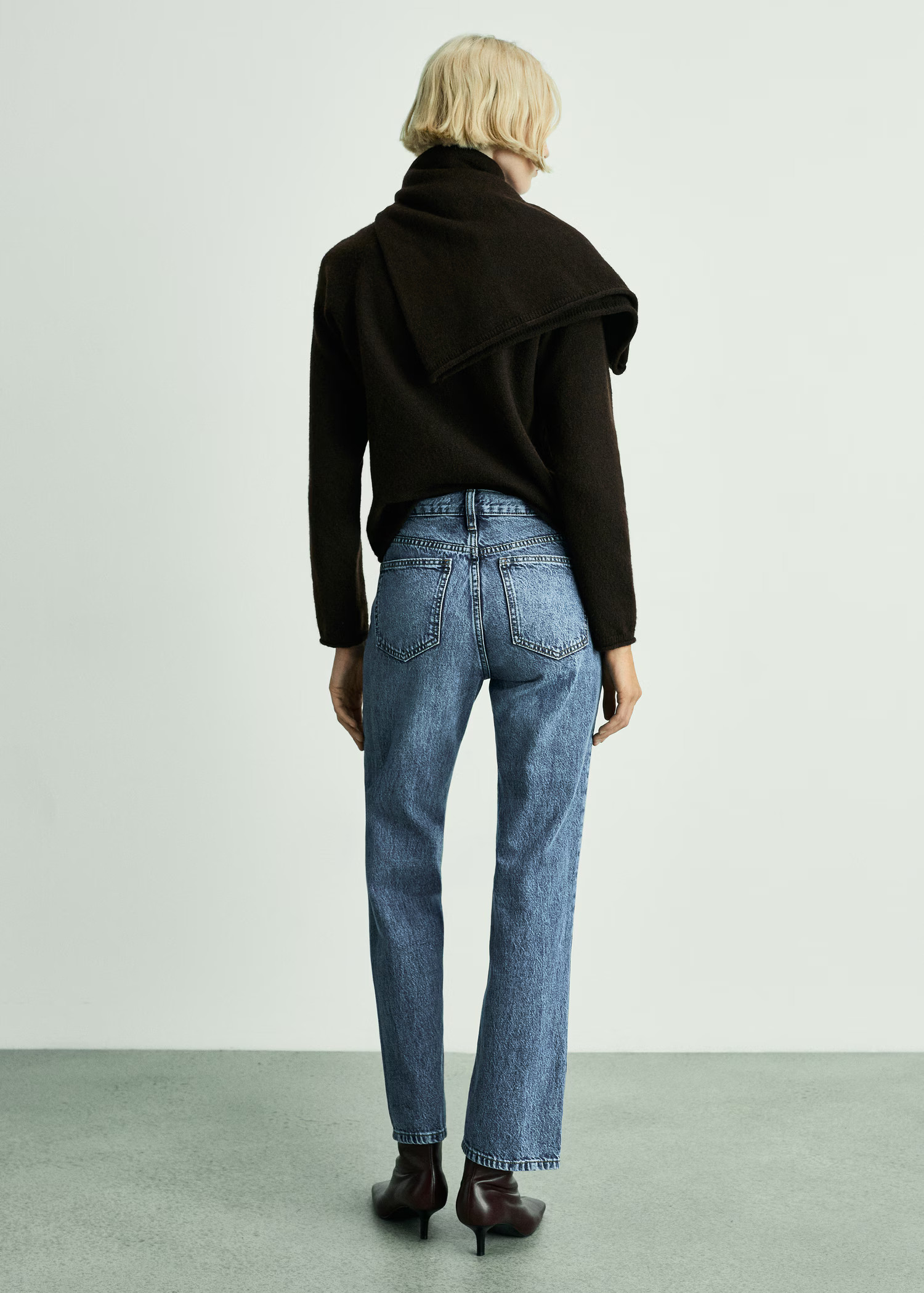 Matilda medium-rise straight-fit jeans | MANGO (UK)