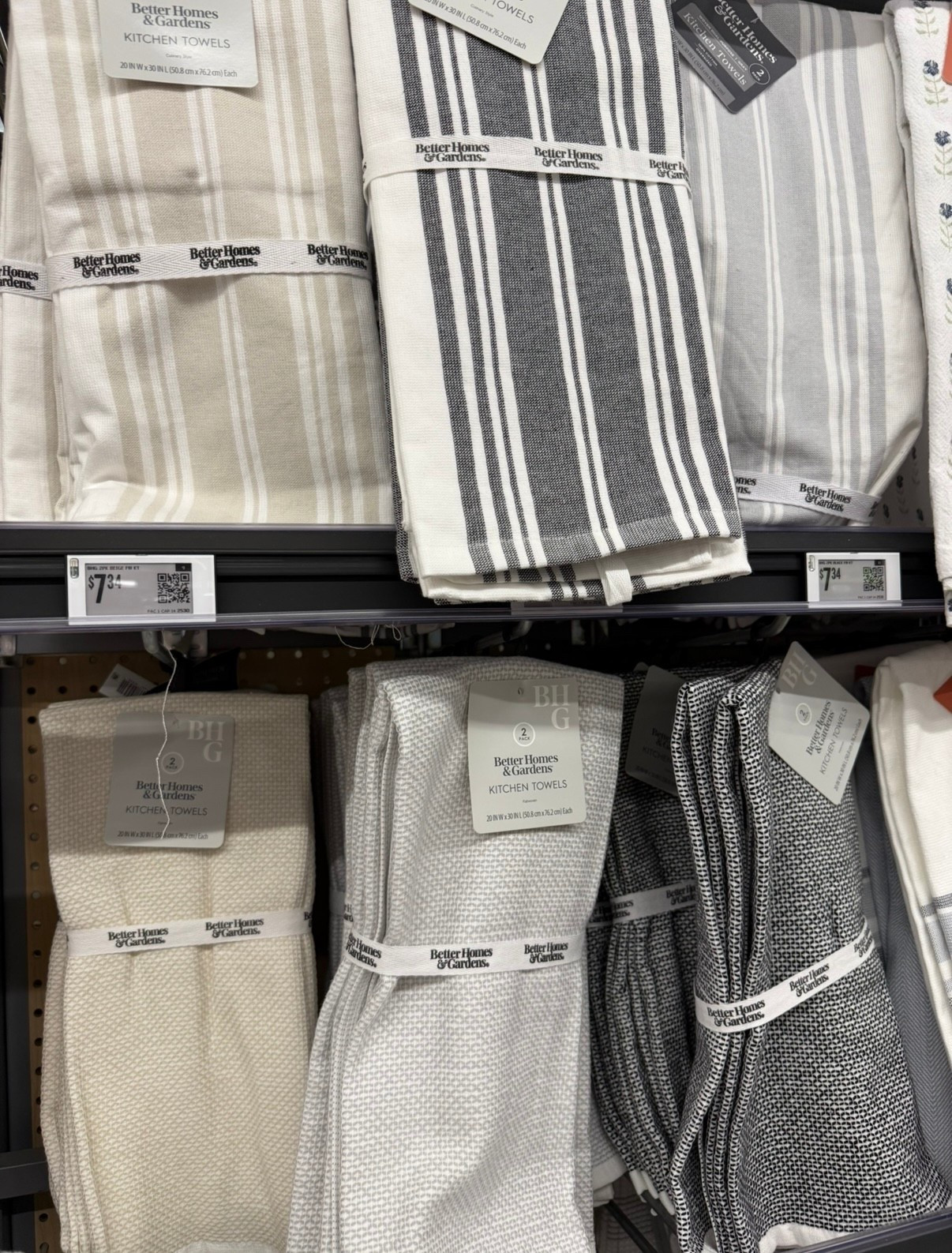 ✨ Last night I grabbed MORE of these Williams Sonoma look-alike kitchen towels!
They are that good and have been one of my most popular kitchen finds on LTK for months 🙌

Such a luxe look for a fraction of the price — perfect if you love a high-end kitchen vibe on a budget.
I linked these towels plus even more elevated kitchen finds you’ll love ✨

Tap to shop + see all my luxury-look kitchen favorites 🤍

#LTKHoliday #LTKHome #LTKGiftGuide