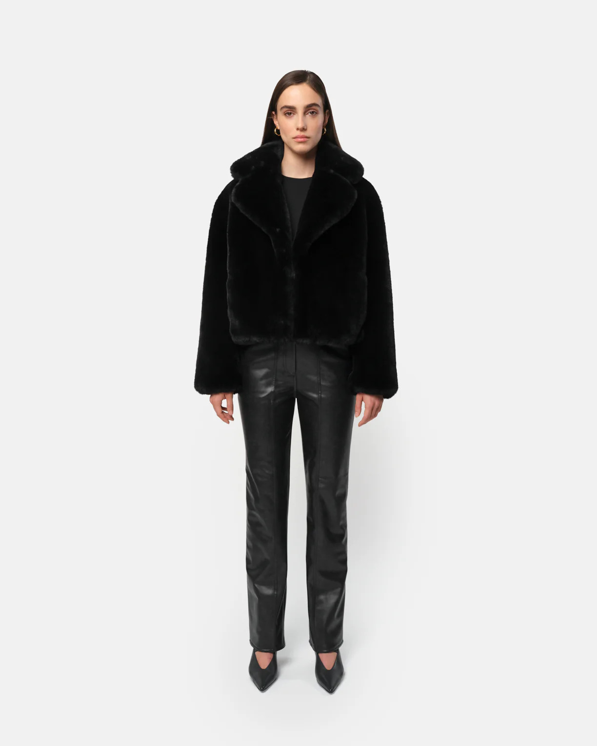 Miller Faux Fur Coat in Noir | Apparis