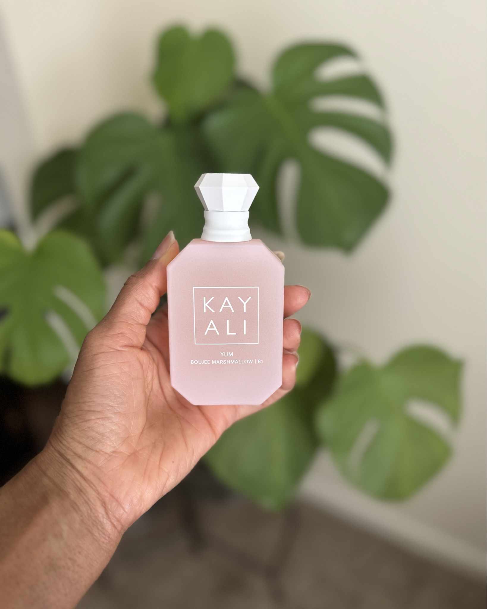 Recent sweet gourmand scent that I added to my collection. 

#LTKU