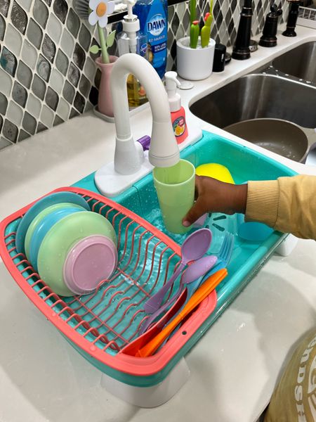 #ad Making chores fun with my toddler 💕🫧🧽✨ @walmart
#walmartpartner