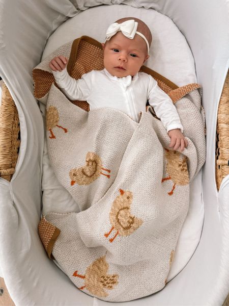Chick blanket. Chicken blanket. White onesie. Kyte baby. Newborn outfit. Newborn onesie 