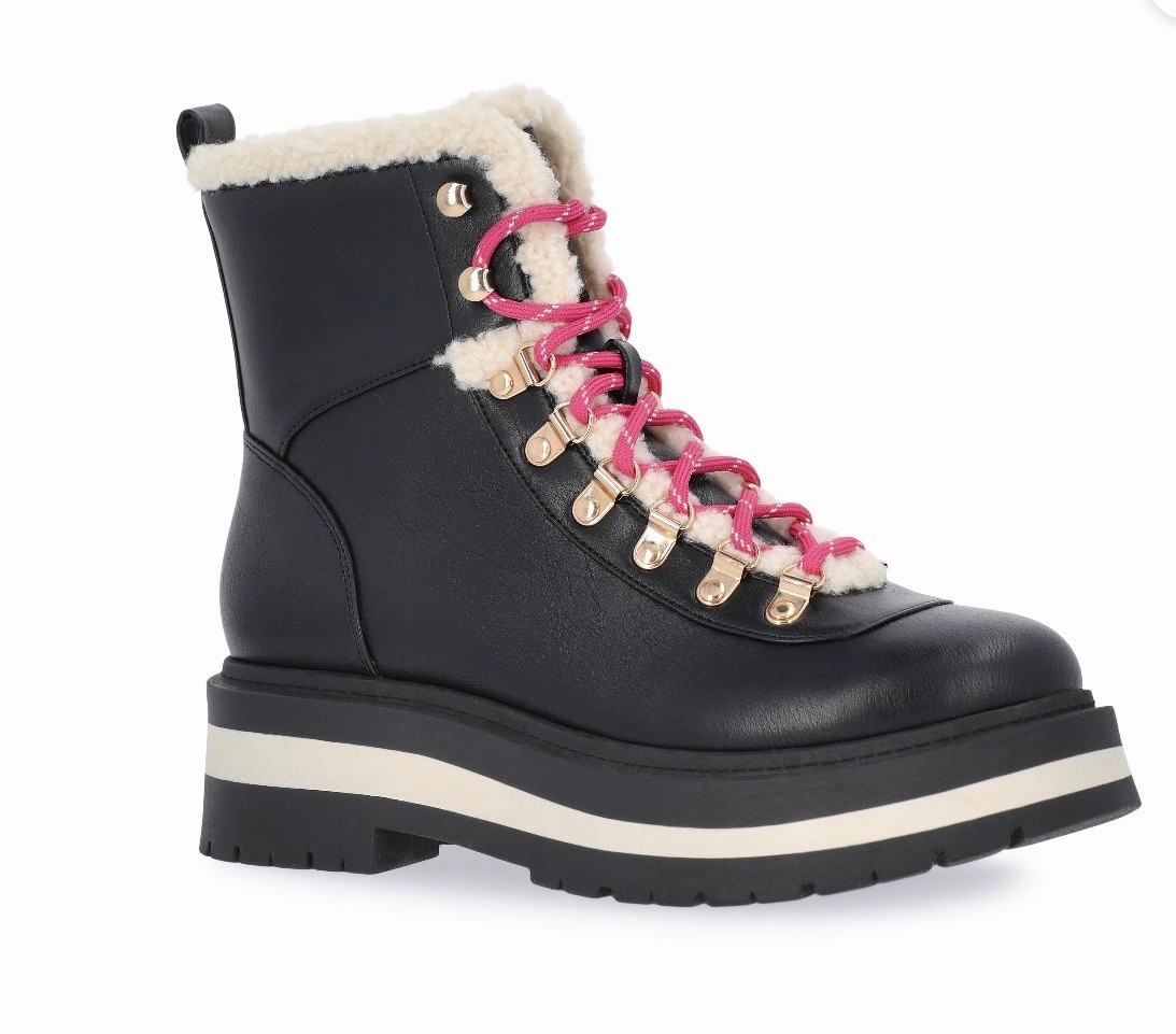 How adorable are these boots from the Free Assembly line at Walmart? Still part of their Black Friday deals and marked 50% off right now. They legit look so high-quality and for this price… hard to beat. 🤌🏼
Tall girl note: they go up to a size 11 🙌🏼
If you’ve been eyeing a cute everyday boot, now’s the time to grab them while they’re still on deal.

#LTKCyberWeek #LTKTall #LTKPlusSize