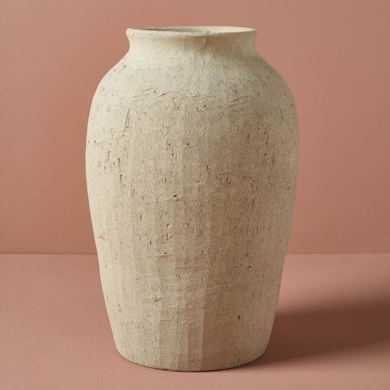 Small Textured Adrienne Vase | Magnolia