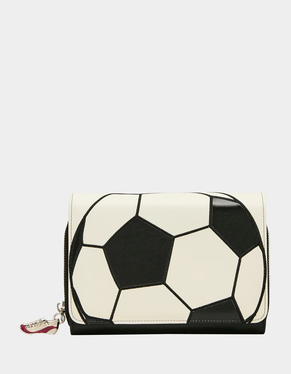 KICKIN' IT WALLET ON CHAIN BLACK/WHITE Women's Sports Handbag | Betsey Johnson