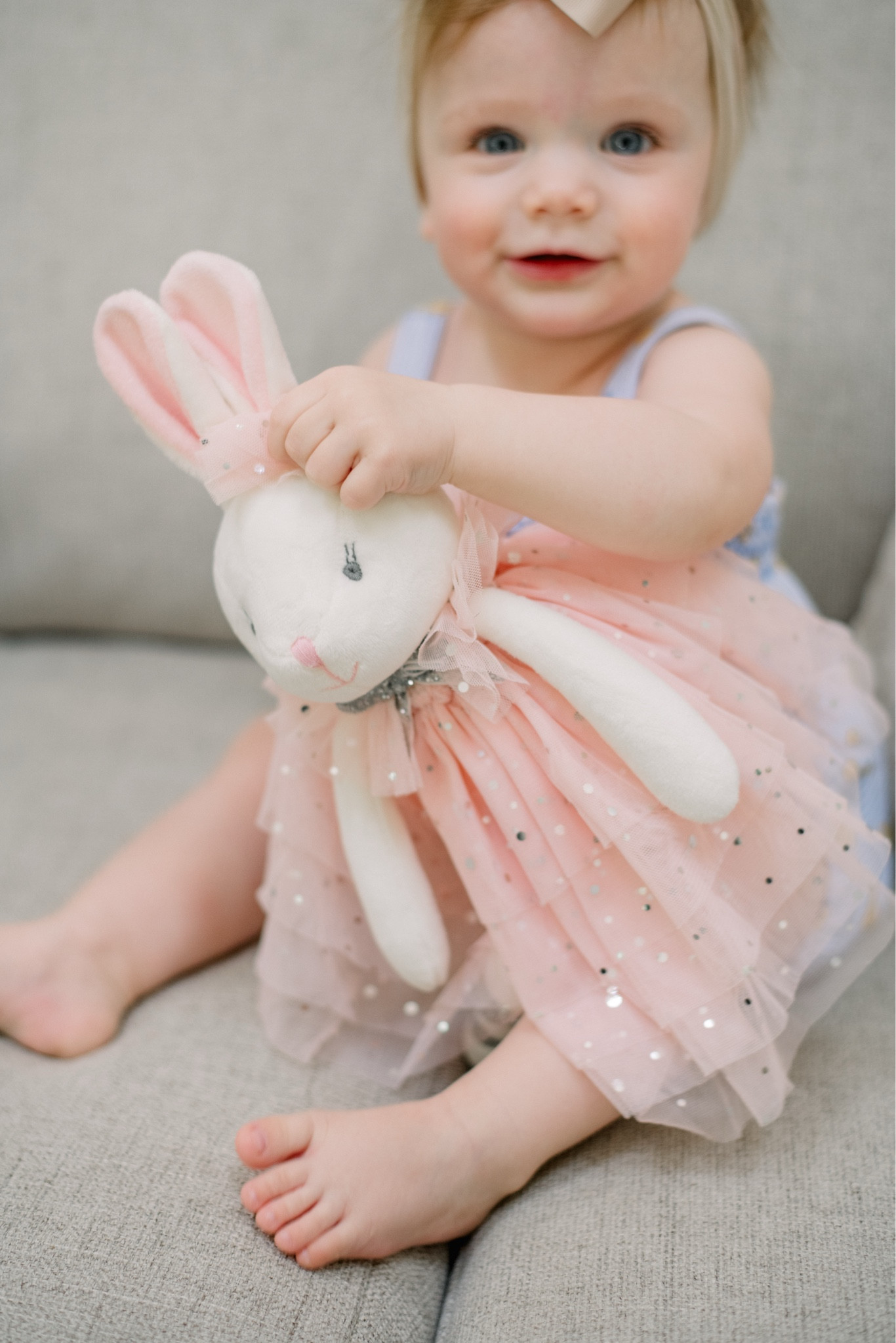 Prettiest little stuffed bunny on sale!!!


Easter finds // toddler toys // baby girl toys // toddler girl gift ideas // kids gift ideas // 1 year old girl gift ideas // 2 year old girl gift ideas // 3 year old girl gift ideas // Easter basket ideas 

#LTKKids #LTKSaleAlert #LTKBaby