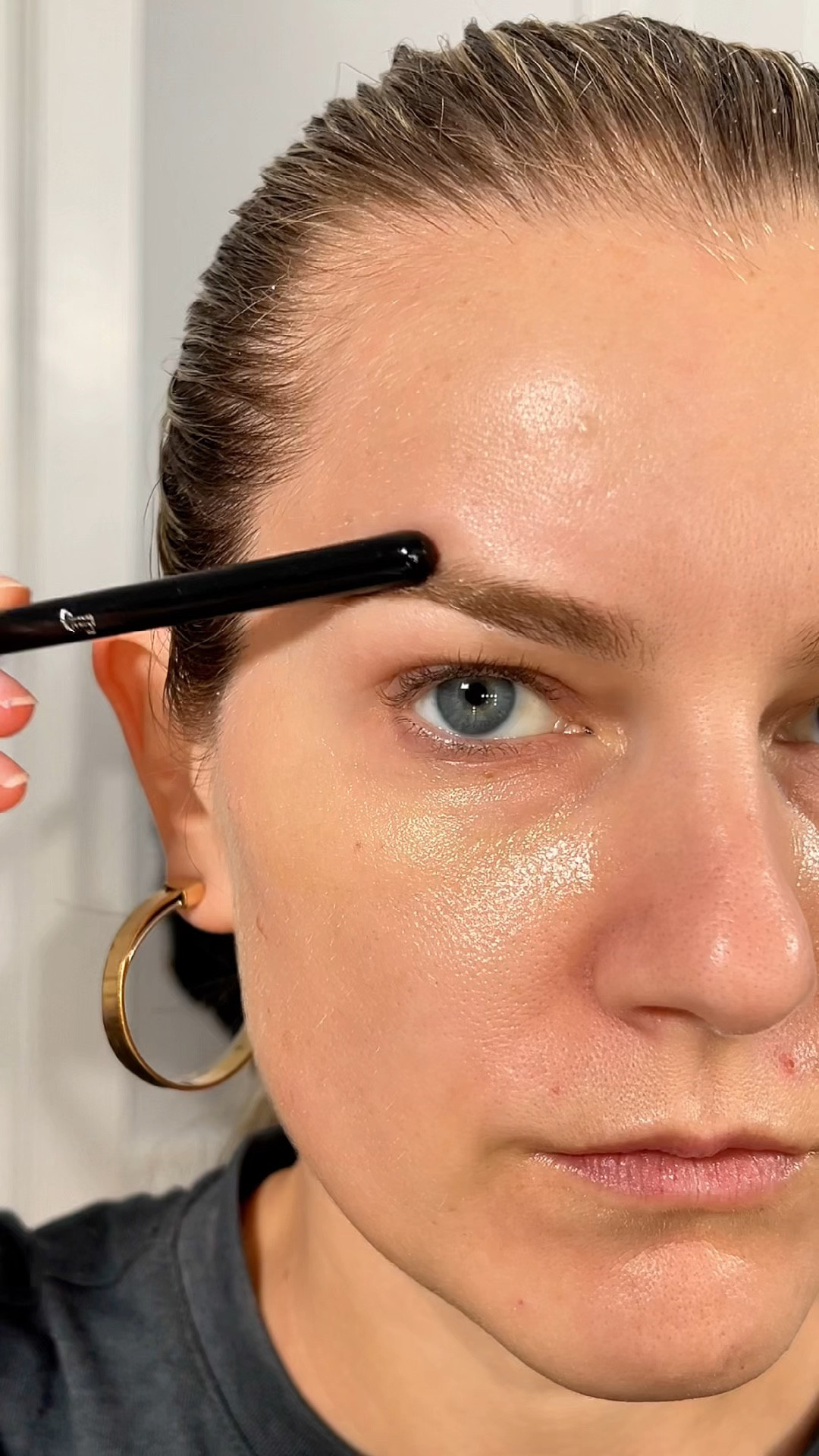 💜Vampy Fall Makeup Look💜 Save & Share with your girls that would love this! Comment SHOP for a DM with ALL products used (including face!) 
@diorbeauty smoky palette 
@anastasiabeverlyhills blackberry lipliner
@kosas star power lipstick
@dior blush in rosewood and 001-a subtle pink
Dior contour stick in medium and foundation 2.5N , and concealer in 2
@sephoracollection eyeliner in black and shimmery plum 
@hourglass liquid blush in Whim
@kvoss bronzer 


#eyelinerhack#eyelinerhacks#makeuphacks#makeuptips#beautyhacks#beautytips#makeuptipsandtricks#howto#makeupforbeginners#fallmakeup#vampymakeup#boldmakeup 

#LTKStyleTip #LTKVideo #LTKBeauty