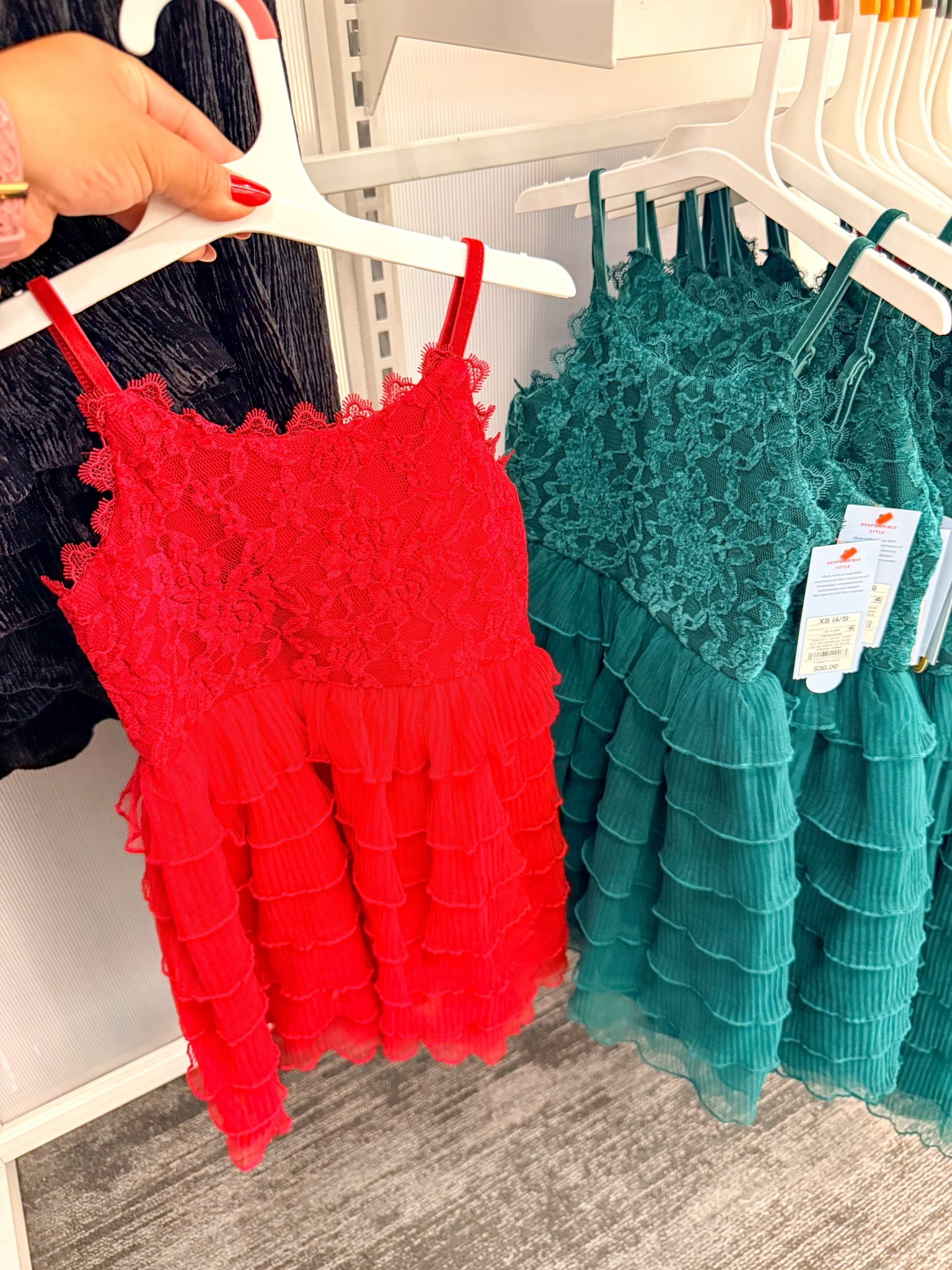 New for the girls ❤️ Target Circle Bonus: Save $10 when you spend $40 on kids clothing & shoes
Limit 1-time use ∙ Expires Oct 27

#LTKSeasonal #LTKKids #LTKSaleAlert