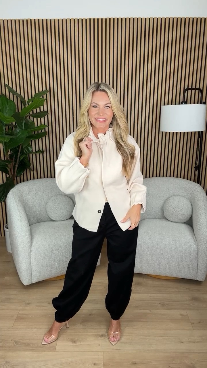 Black balloon pants with a soft neutral jacket is such a good way to change up the usual office trousers. The proportions make this simple workwear look so much more interesting.

black balloon pants, neutral jacket, fall workwear, office outfit, business casual, workwear style, black pants outfit, fall layering, neutral outfit, office fashion, audriedollins

#LTKSeasonal #LTKOver40 #LTKootd