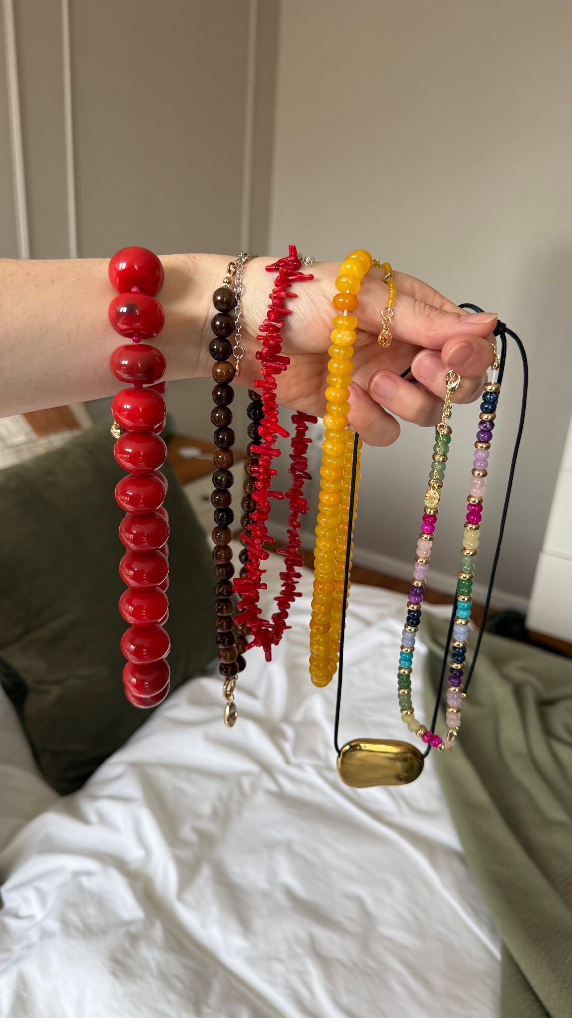 Updated Millenial statement necklace lineup
This season we’re seeing big beads, string pendants and customizable charms
Bauble bar has some of my very faves 



#LTKBeauty #LTKgrwm #LTKootd