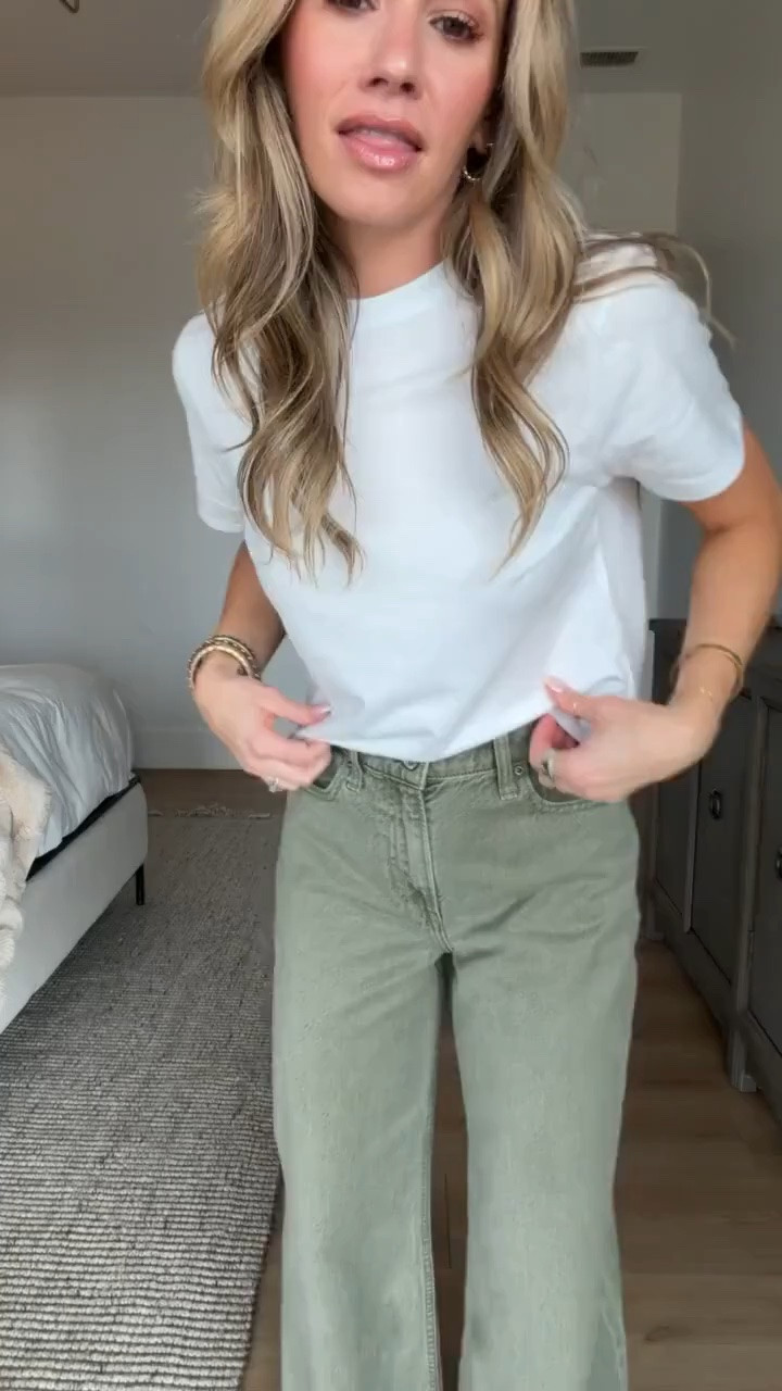 Loving this baggy wide leg style fit from Abercrombie! AND they’re on sale for under $60 right now!

#LTKSaleAlert