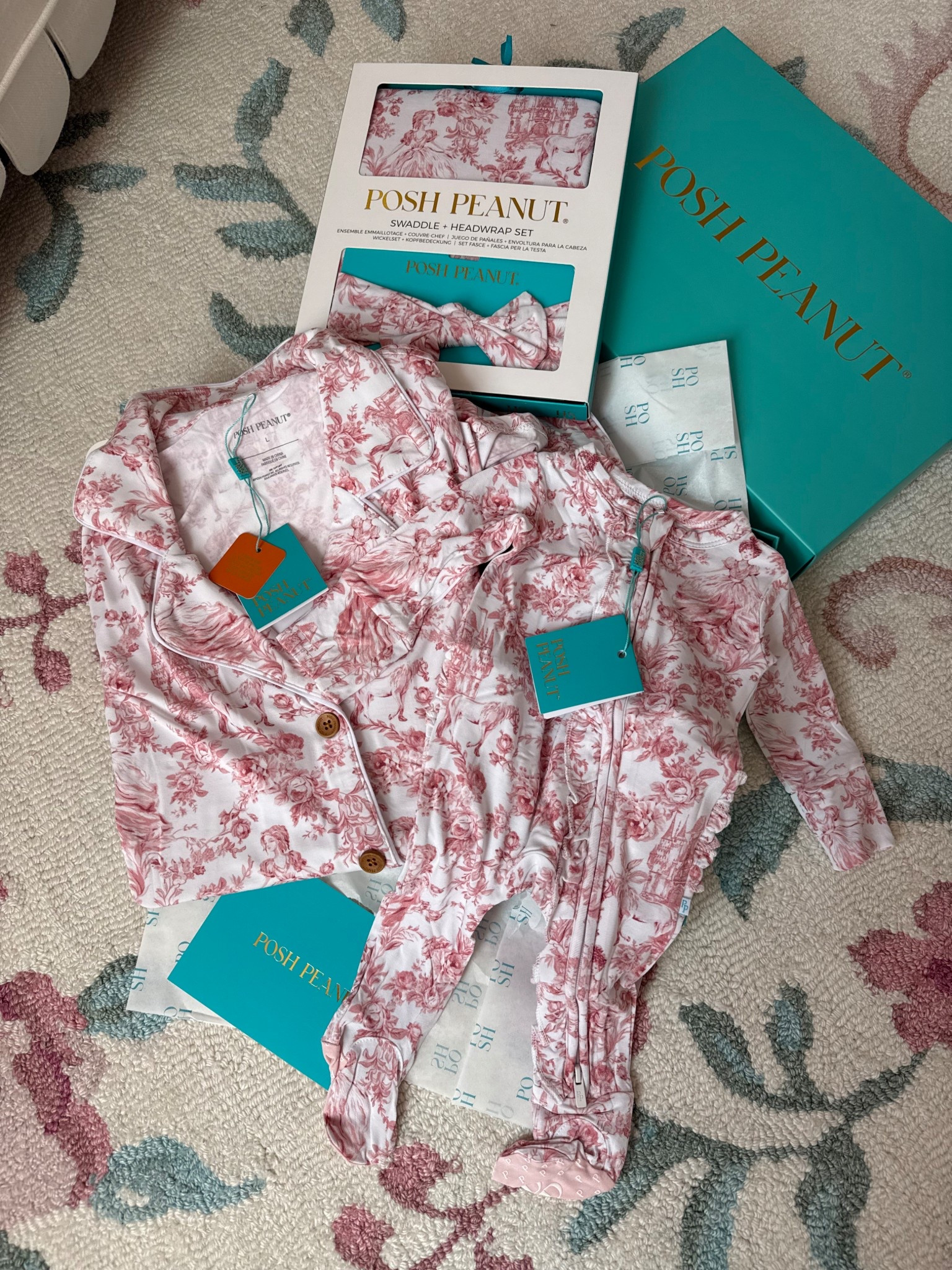 The cutest mama and me look for the hospital! 

#LTKGiftGuide #LTKmomlife #LTKBaby