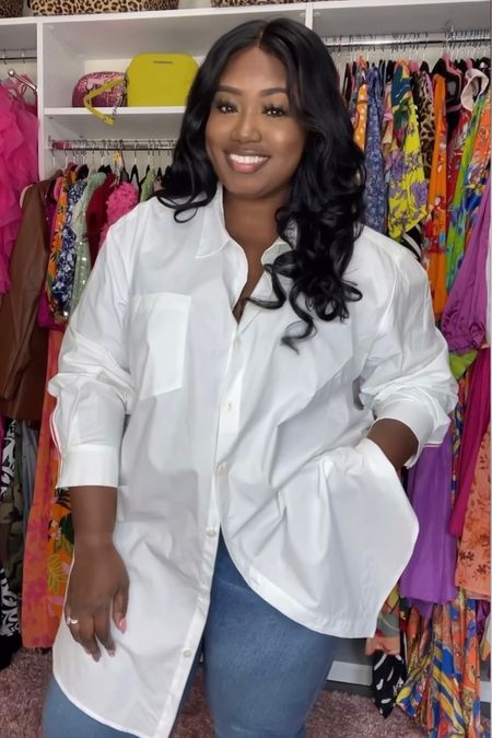 I love a buttoned down crisp white top and this new Khalana Barfield top will be a staple this fall season. 

Wearing: size 2X for a more oversized look 
