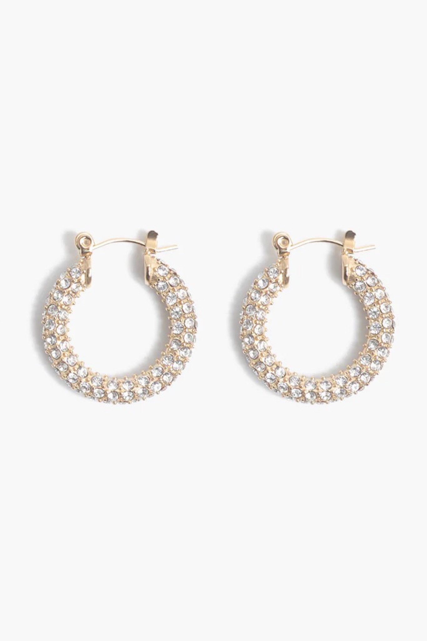 marrin costello, marrin costello jewelry, jewelry, gold jewelry, gold layers, gold looks, no tarnish, diamond collection, gold, gold ring, gold necklaces, gold earrings, vacation, spring break, earrings, necklace layers, jacinta devlin, styledbyjacinta, pool, ocean

#LTKFind #LTKstyletip