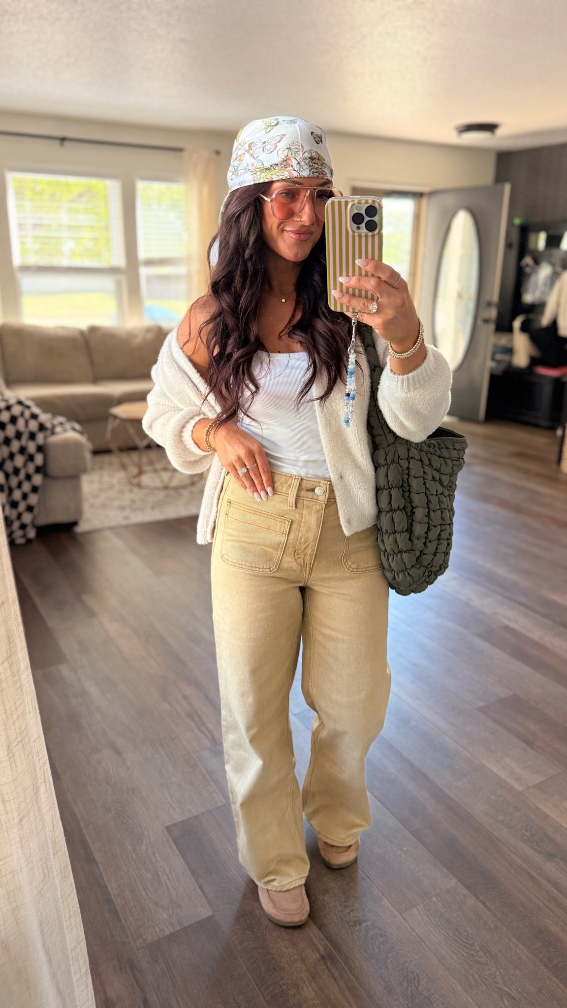 Cutest fall outfit! Jeans look like they should cost so much more!! Did my true size , short length (I’m just under 5’3”)

#LTKootd #LTKSeasonal #LTKPetite