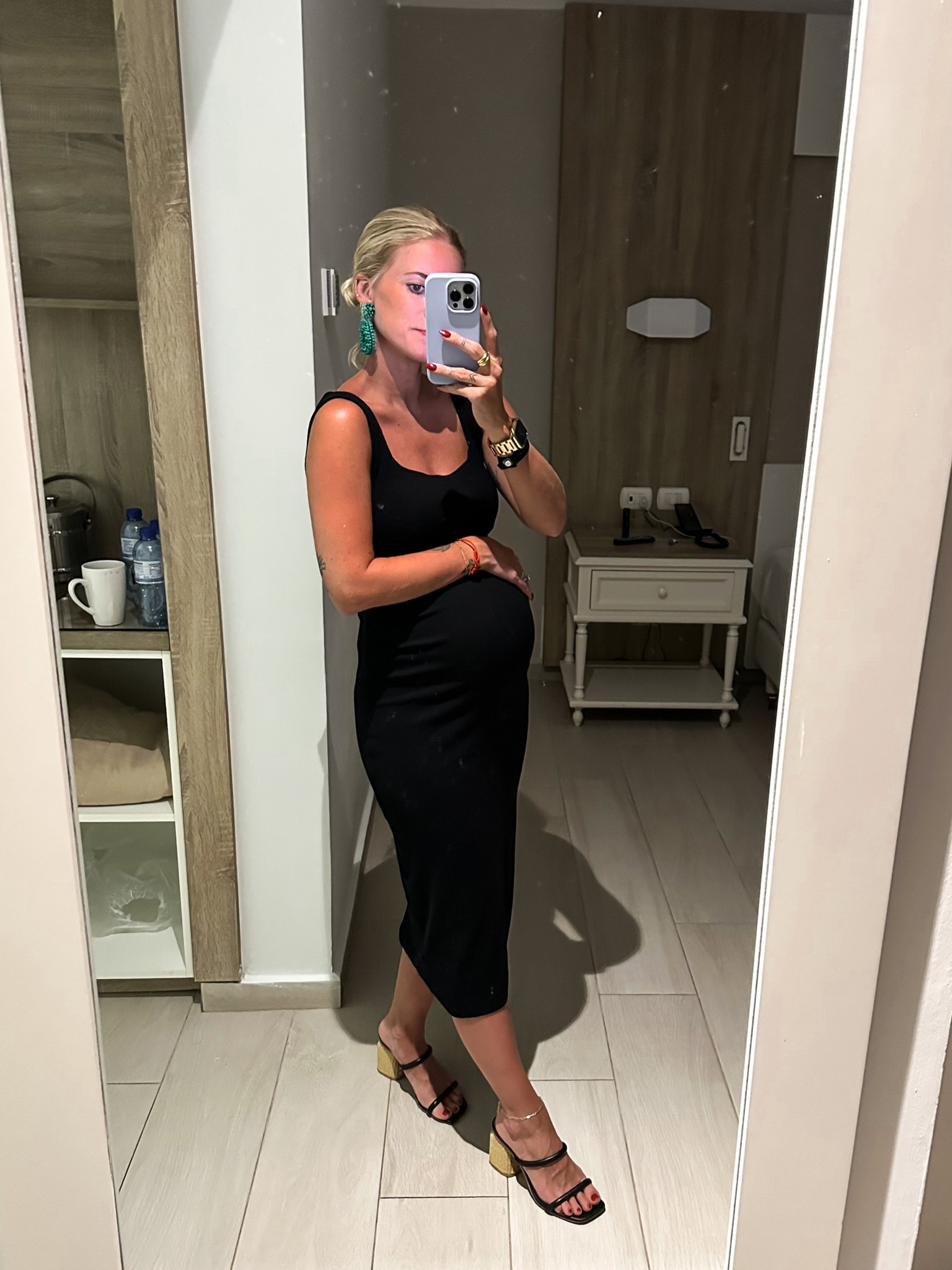 Old Navy maternity dress 

#LTKbump #LTKSeasonal #LTKstyletip