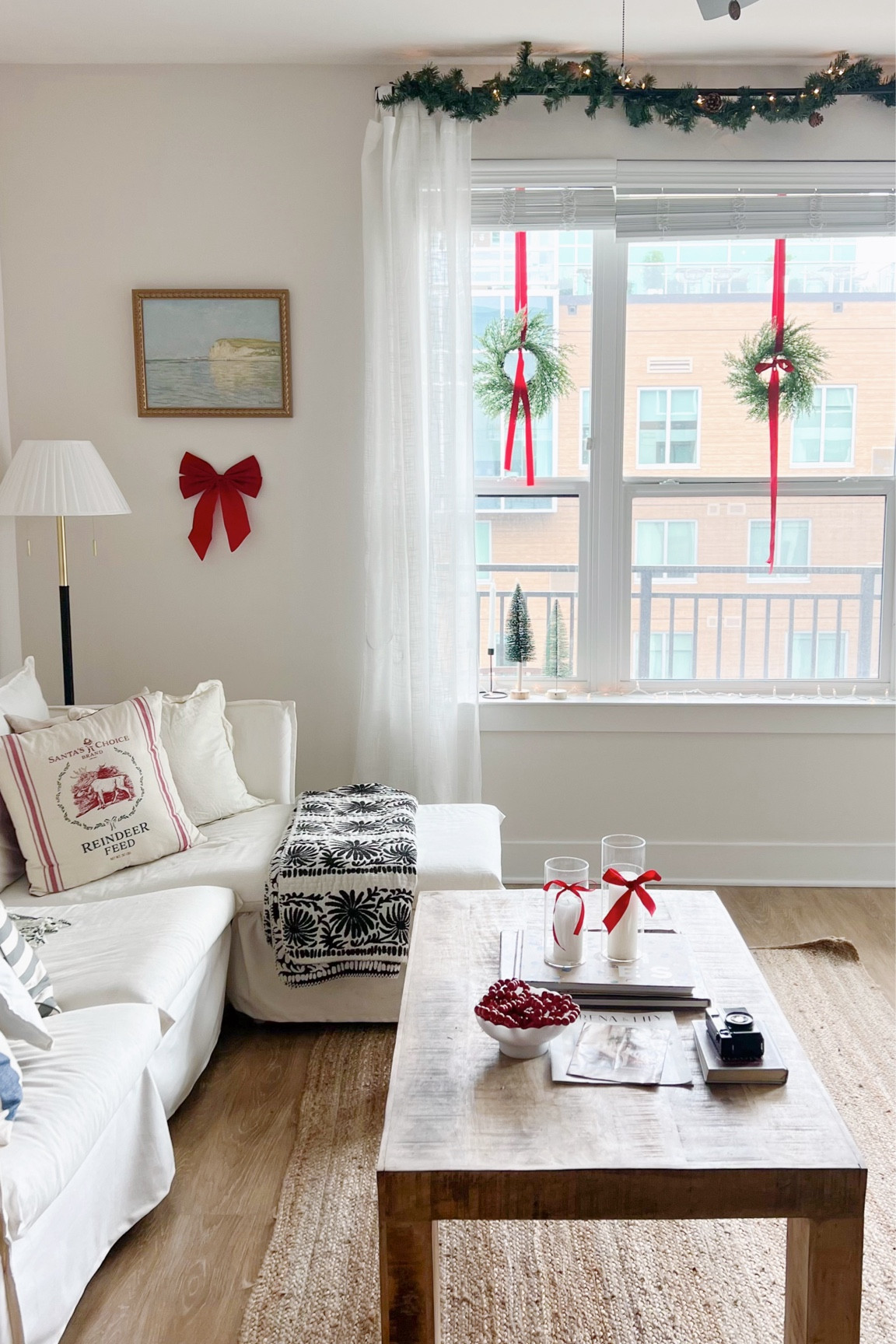 simple cozy christmas decor!! pillow is from hobby lobby - can’t link it! ♥️🎄✨

#LTKHoliday #LTKSeasonal #LTKHome