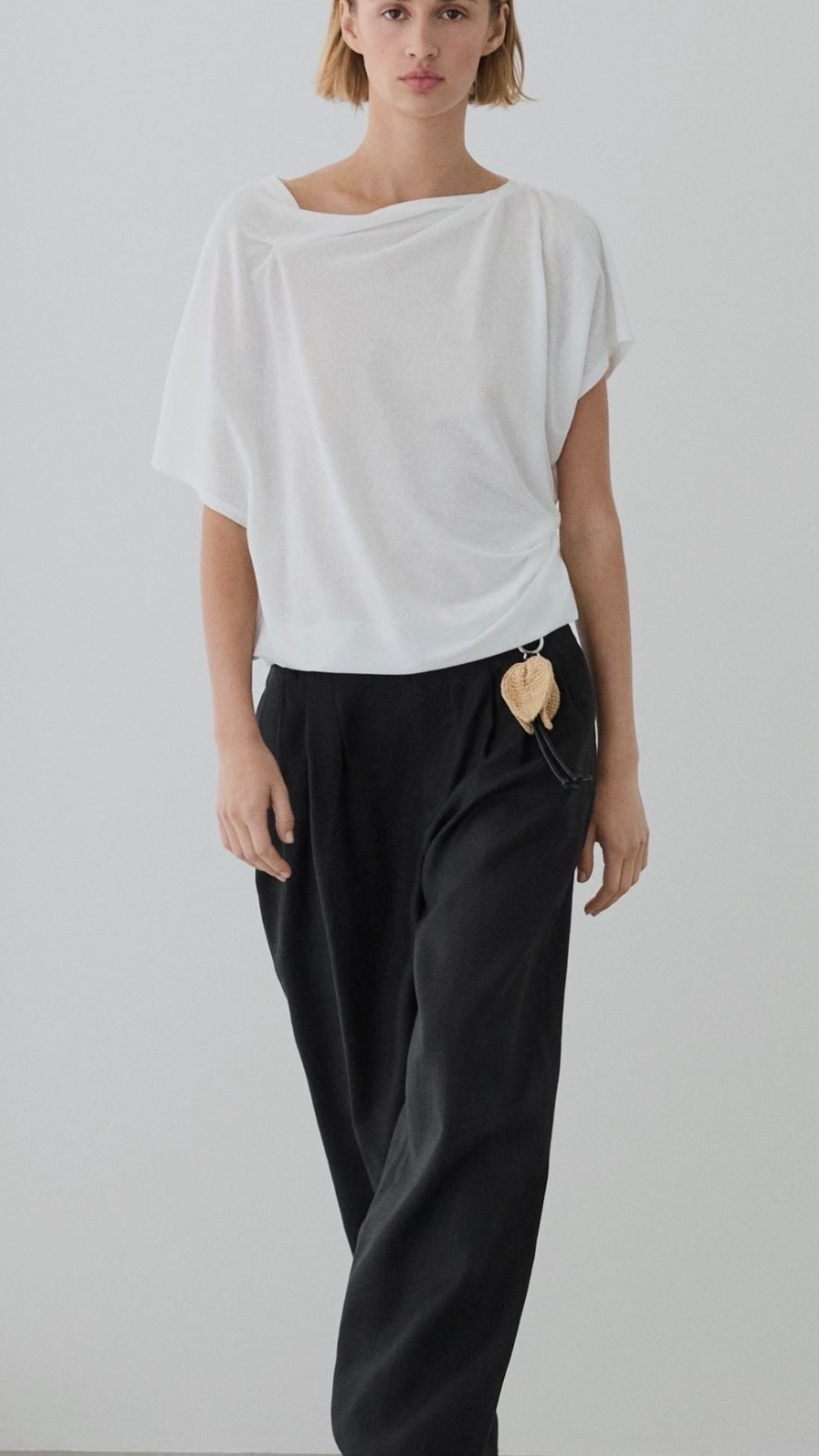Beautiful simplicity in flowing fabrics x