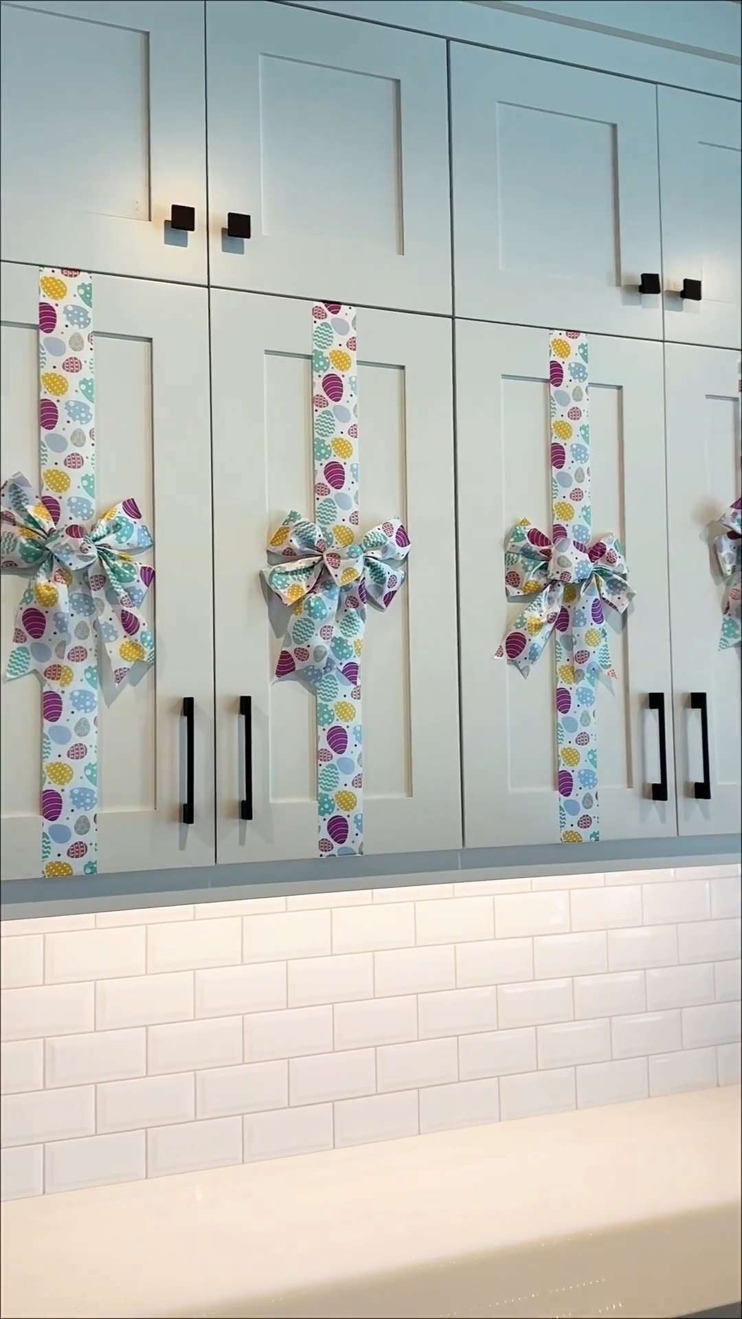 🎀 Easter cabinet bows that make decorating simple

 

 #LTKFestival #LTKSeasonal #LTKHome