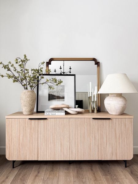 I am loving my latest neutral console styling, it looks so bright! 

Home  Home decor  Neutral  Neutral Home  Console  Console styling  Vase  Stems  Coffee table books  Abstract  Modern  Candle  Candlestick holder  Lighting  Lamp  Table lamp

#LTKMostLoved #LTKhome #LTKstyletip