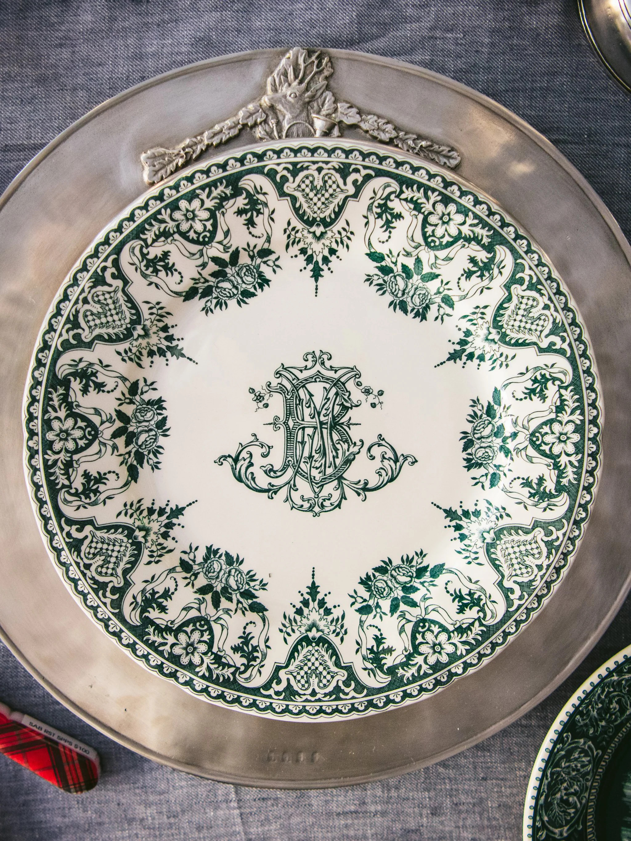 Gien Les Depareillees Monogramme White Dinner Plate | Weston Table