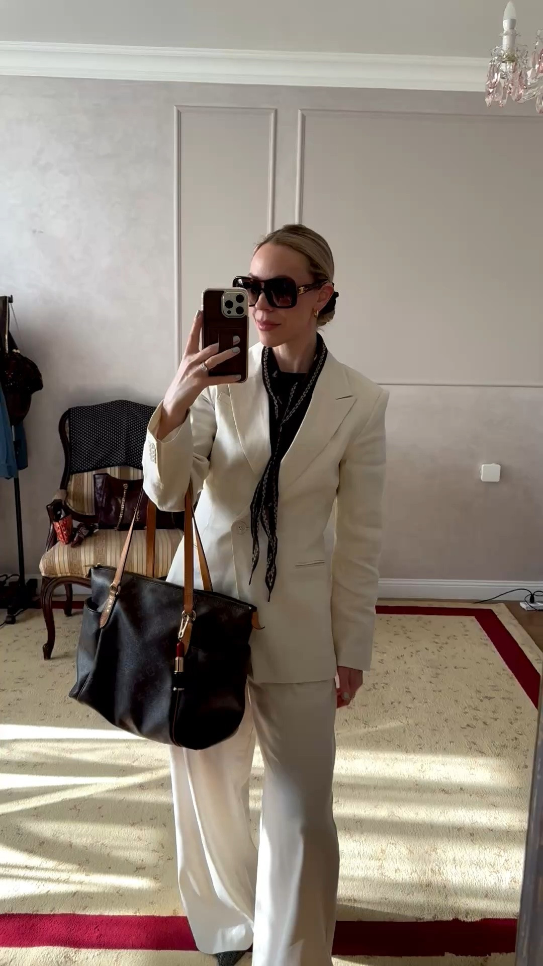 Work outfit, cream linen suit, linen blazer, business casual workwear, style over 40

#LTKWorkwear #LTKOver40 #LTKootd
