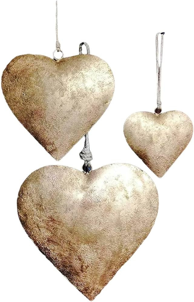 Rustic Elegance Metal Heart Wall Decor in Antique Gold Finish, Vintage Wall Hanging Art, Country ... | Amazon (US)