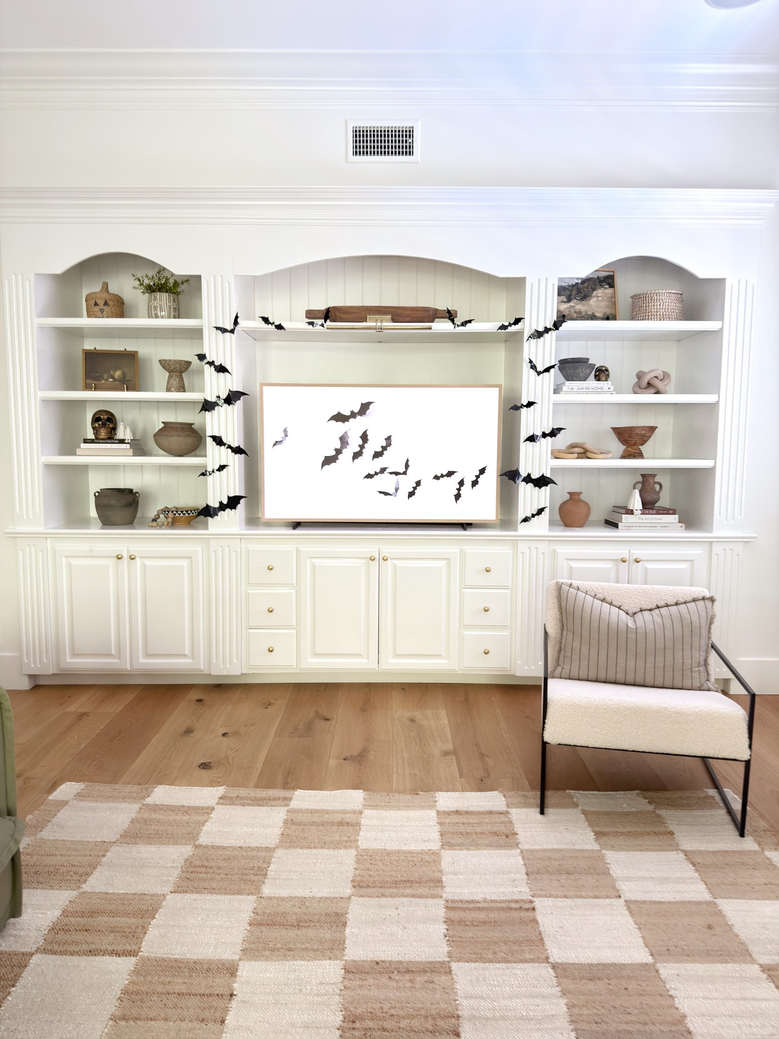 Halloween decor 

#LTKSeasonal #LTKHalloween