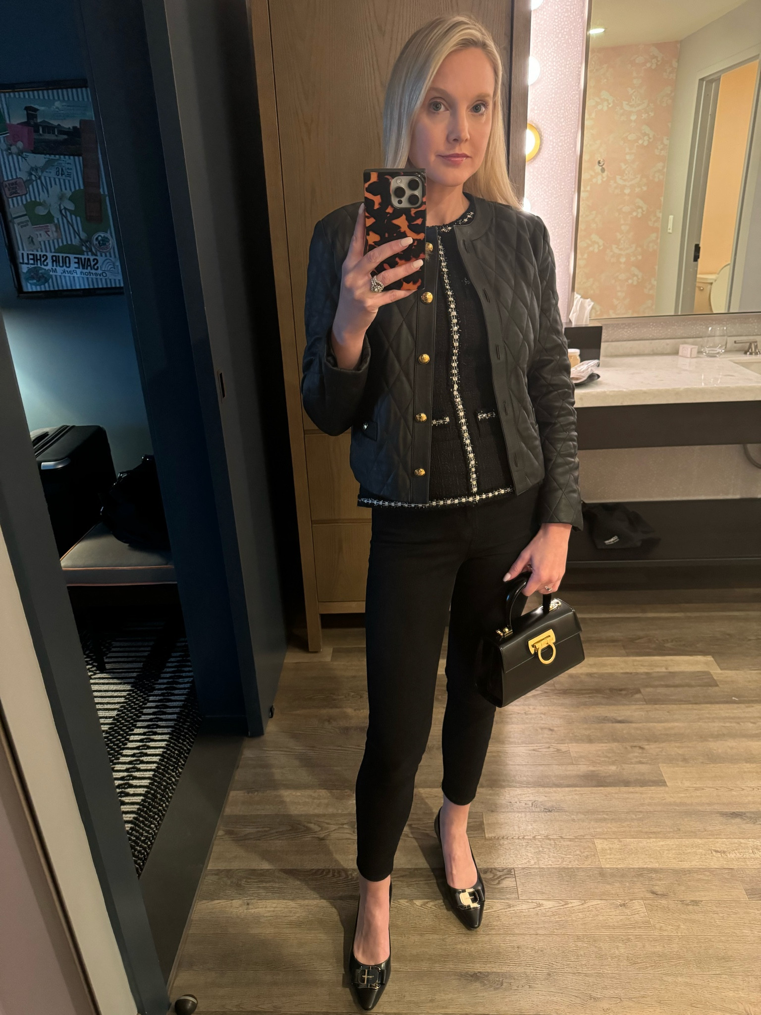 Fall outfit 

#LTKTravel #LTKItBag #LTKStyleTip