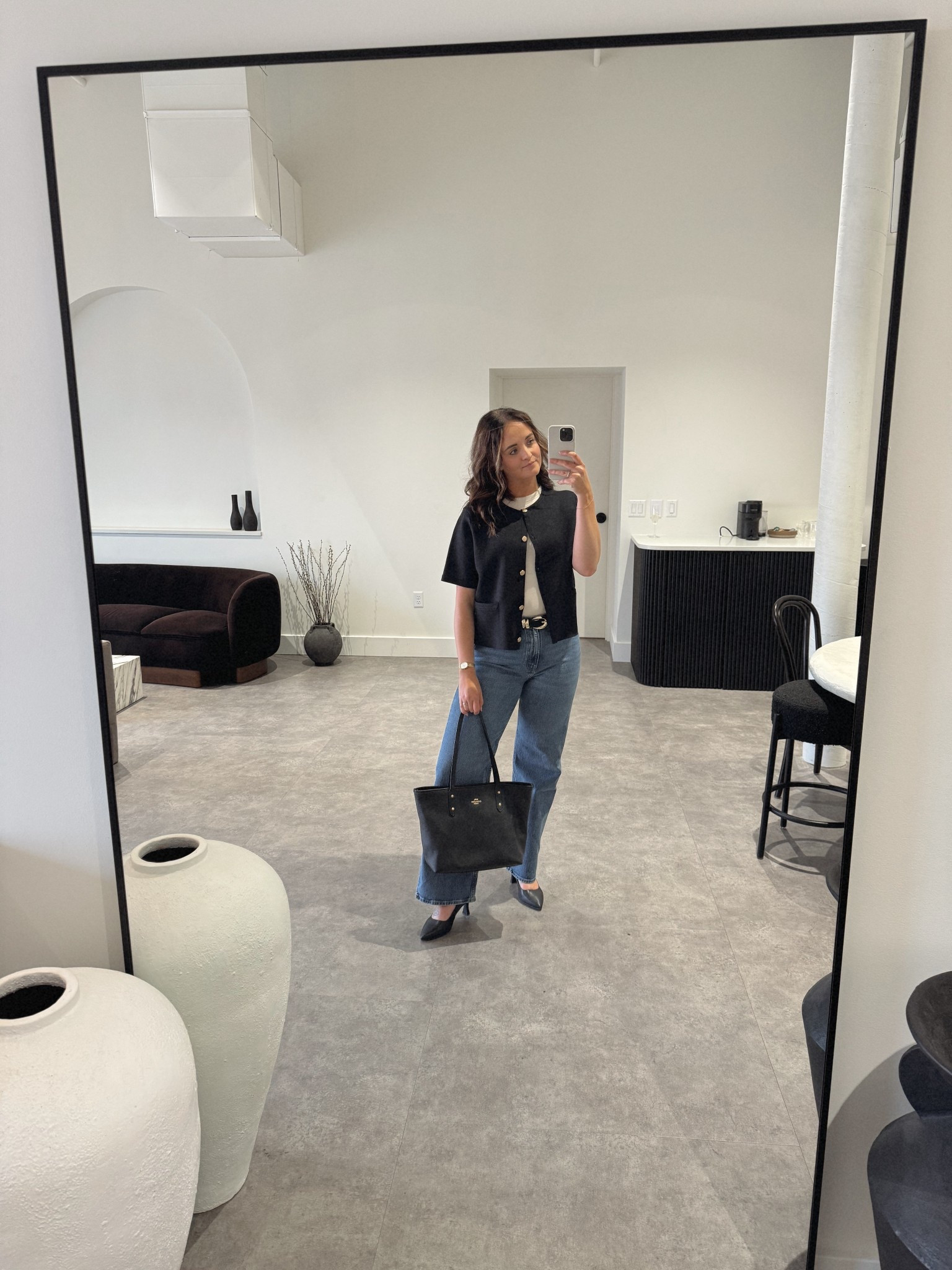 Wedding show outfit. 📸 cardigan originally from Abercrombie but sold out. 

#LTKItBag #LTKFindsUnder100 #LTKWorkwear