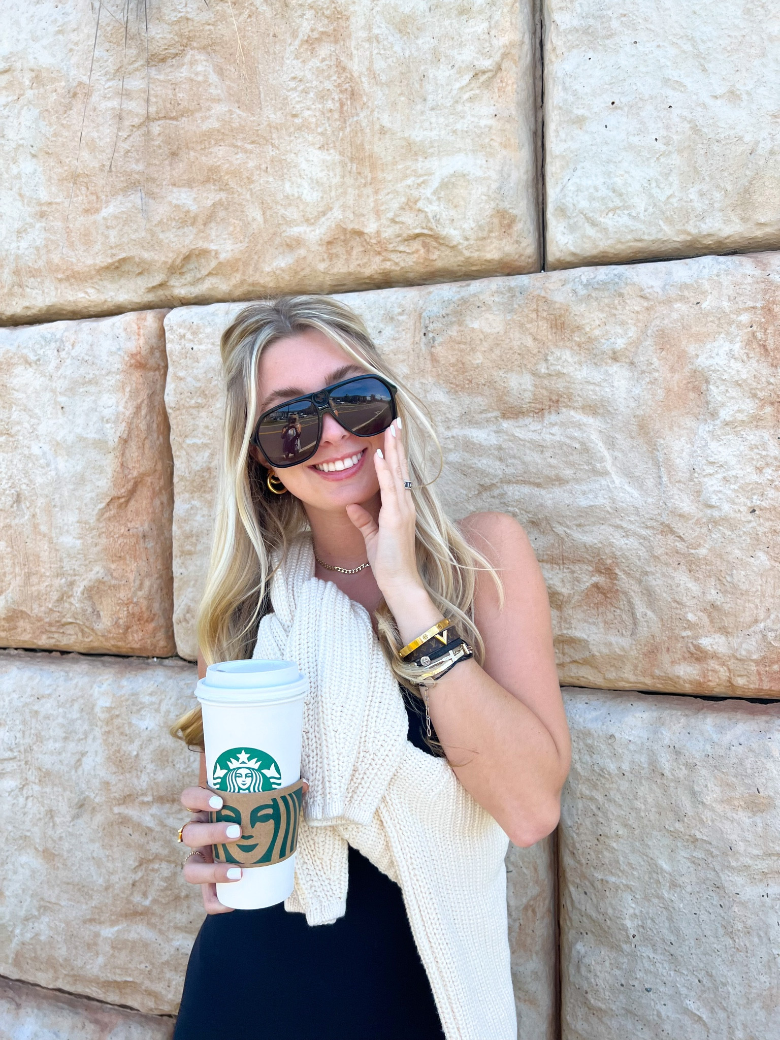 fall vibes 🍁
•
the comfiest outfit ever & so many ways to style this!! linking it in stories & in my liketoknow.it! 
•
•
•


#LTKU #LTKSeasonal #LTKunder50