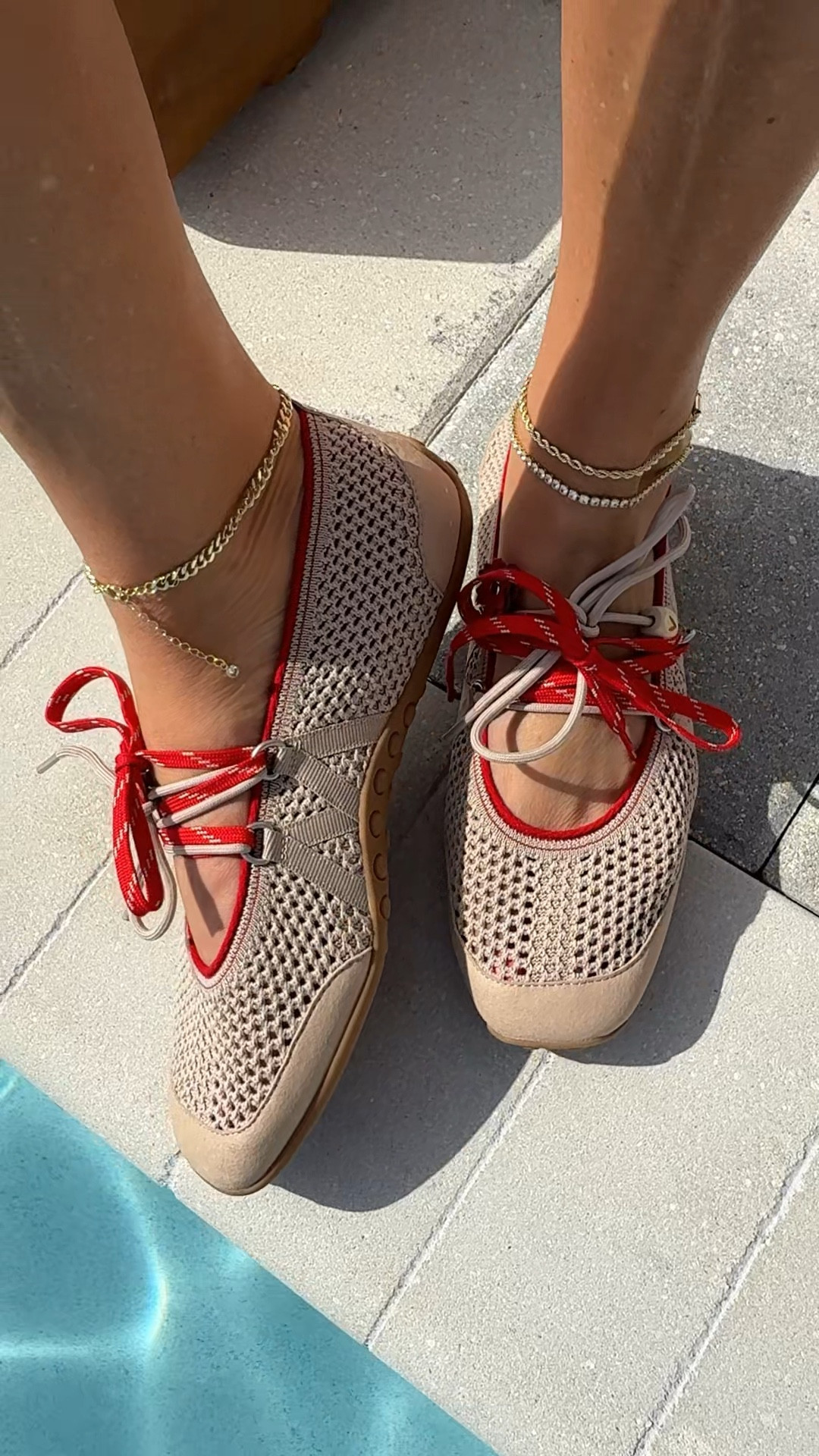 The cute and sporty Sneakerina by Vivaia. #sneakerina #vivaia #balletflat#maryjane