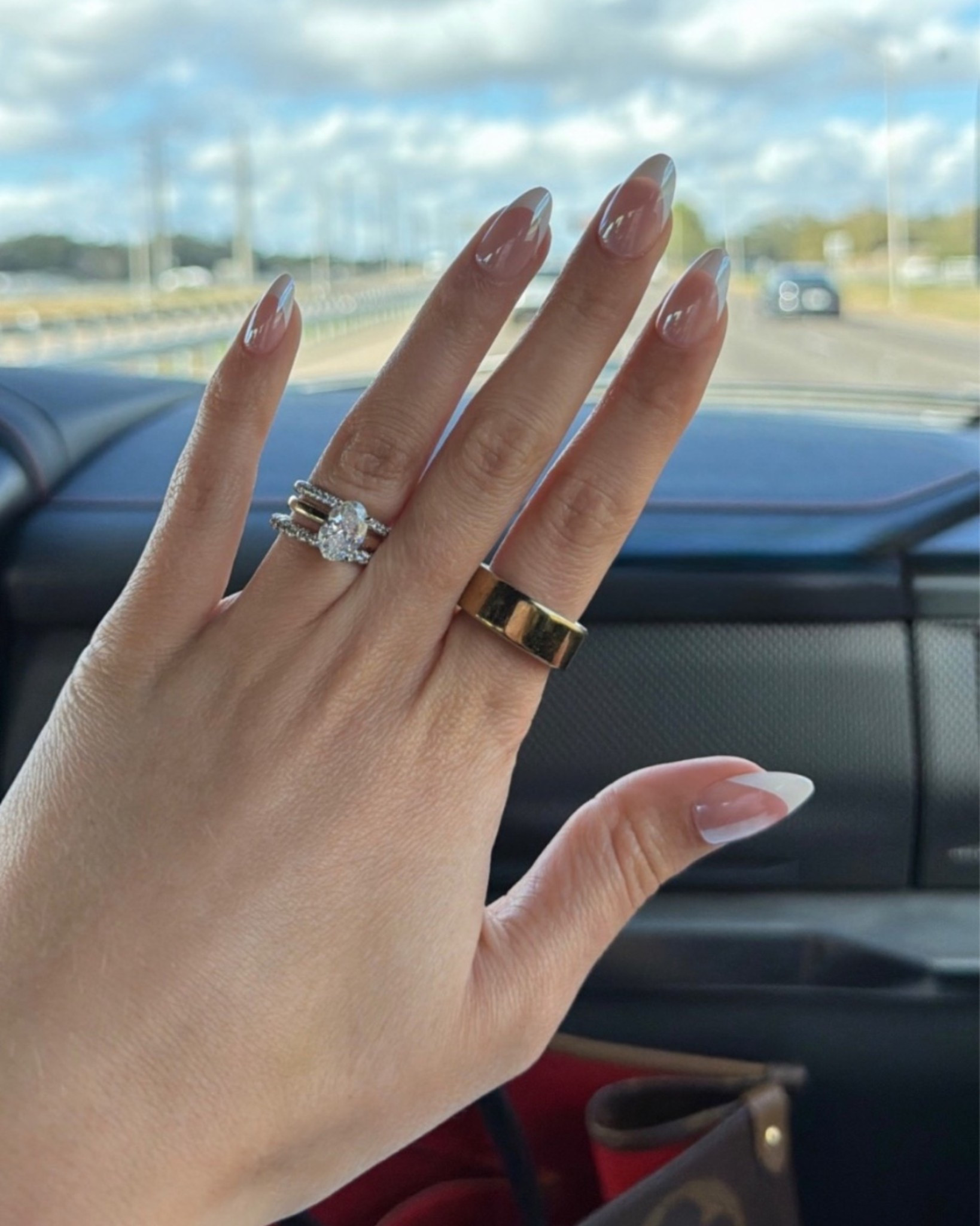 The best press on nails I’ve tried !!

#LTKBeauty #LTKmomlife #LTKSaleAlert