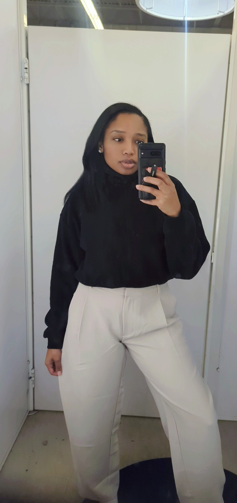 I think Old Navy has had my heart this year and this fall season is no exception. Top: SmallBottom: 4 (adjustable waist!, I had it at the tightest it could get) #oldnavybarrelpants #oldnavystyle 

#LTKSaleAlert #LTKStyleTip #LTKPetite