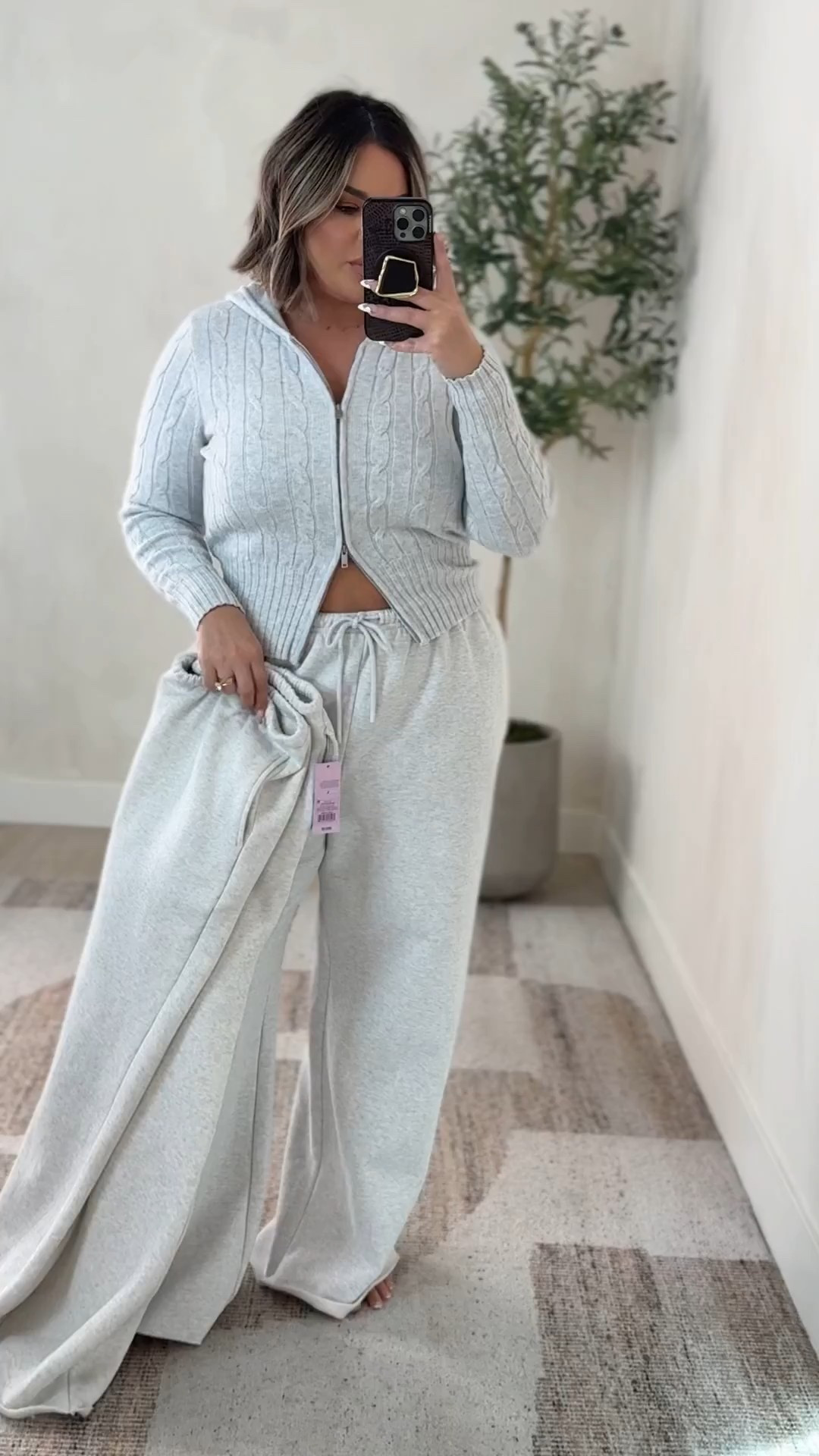 Aritzia xl 
Target pants def size up to xl if you are around my size 
Sweater L 

Follow my LTK @shaynaslife on the @shop.LTK app to view this post and get my exclusive app-only content!

#liketkit 
@shop.ltk
https://liketk.it/5LS1k