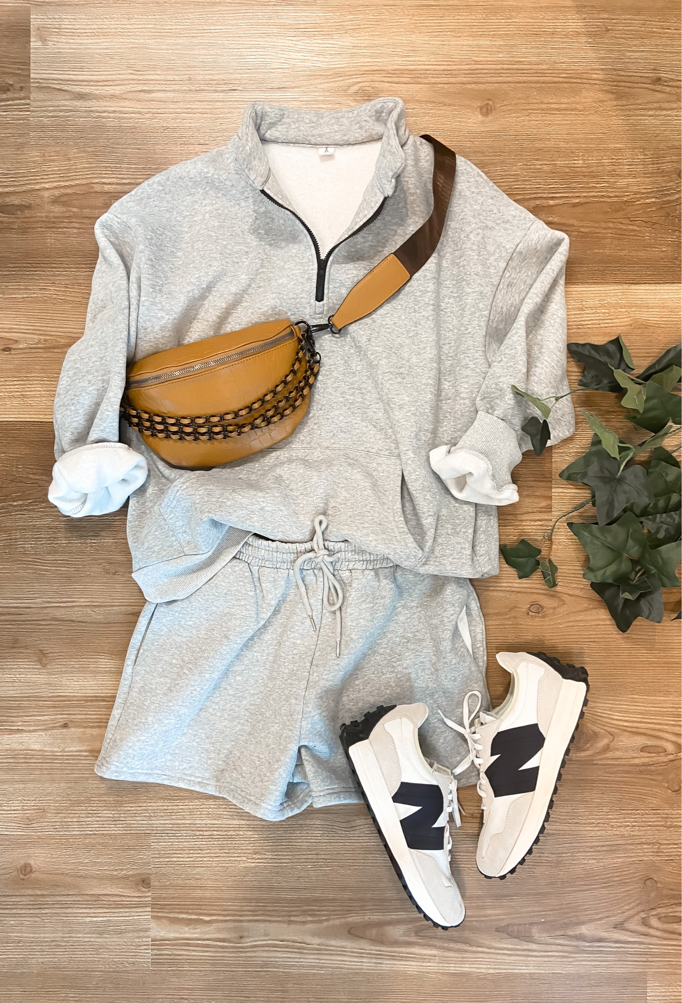 Sweatshort set I’m loving gif spring. Soft quarter zip and shorts set. Super affordable and versatile set 

#LTKfindsunder100