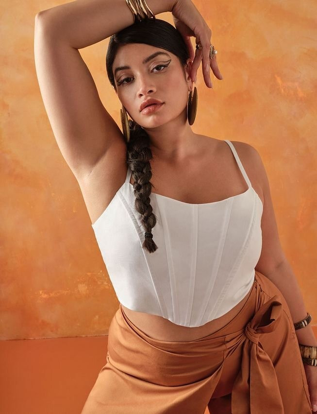 Corset Top | Women's Plus Size Tops | ELOQUII | Eloquii