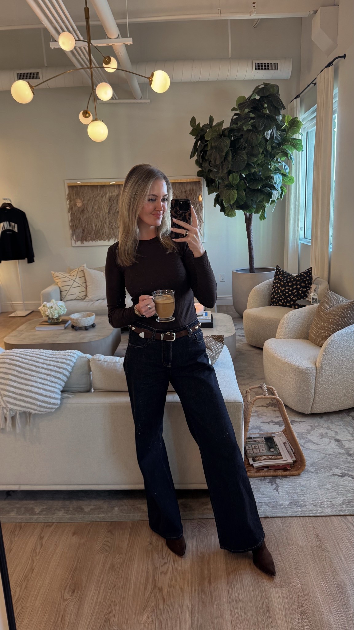 Friday vibes @reformation @massimodutti

#LTKSeasonal #LTKWorkwear