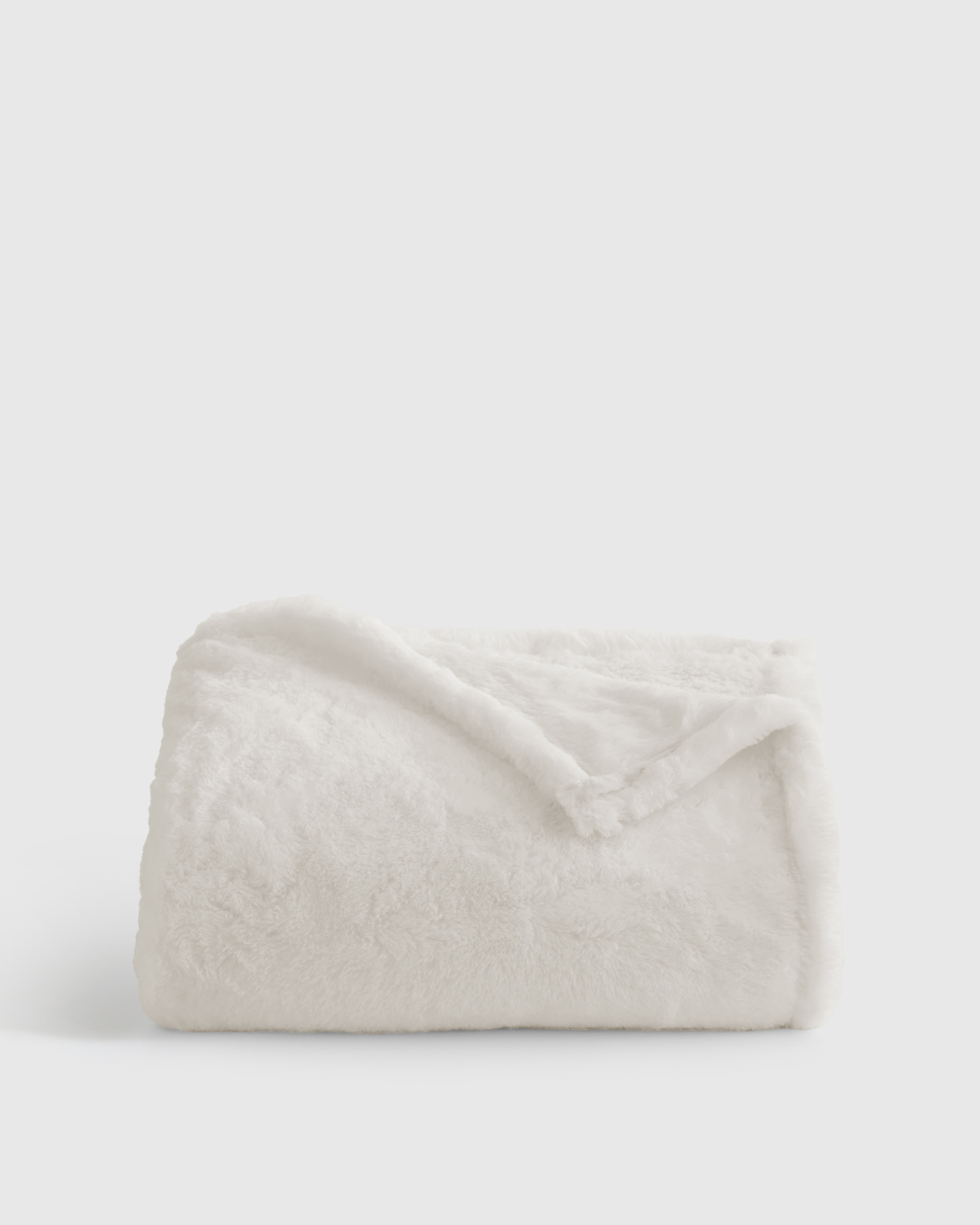 Quince | Ultra-Fine Recycled Faux Fur Throw in Snow, Size 50x60, 100% Polyester | Quince
