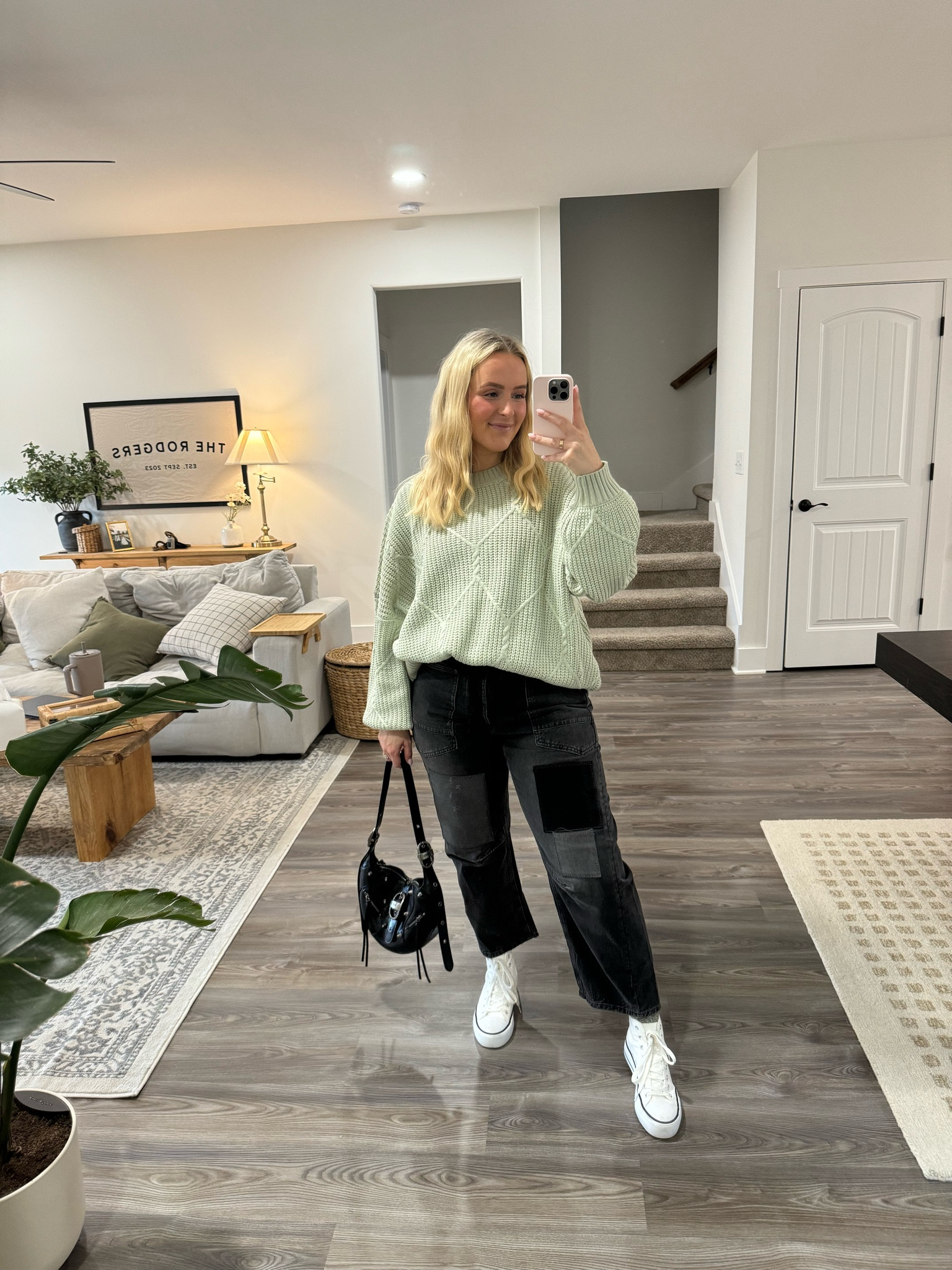 Sweater // medium JORDAN15
Pants // - 27 
Shoes // tts

#LTKstyletip #LTKmidsize