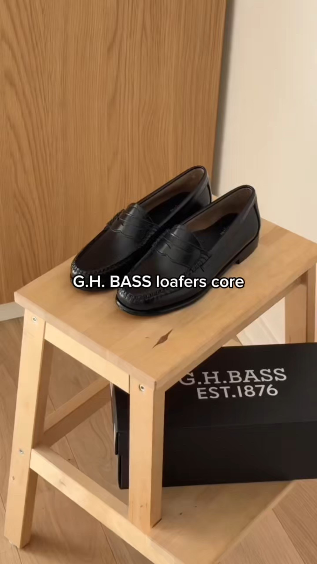 G.H. Bass Loafers core

Men’s Outfit/ Men’s Street Style/ Men’s Essentials/ Men’s Fashion Inspos (Inspirations)

#LTKmensfashion#LTKmens


#LTKstyletip #LTKshoes #LTKmens

#LTKshoes #LTKmens #LTKstyletip