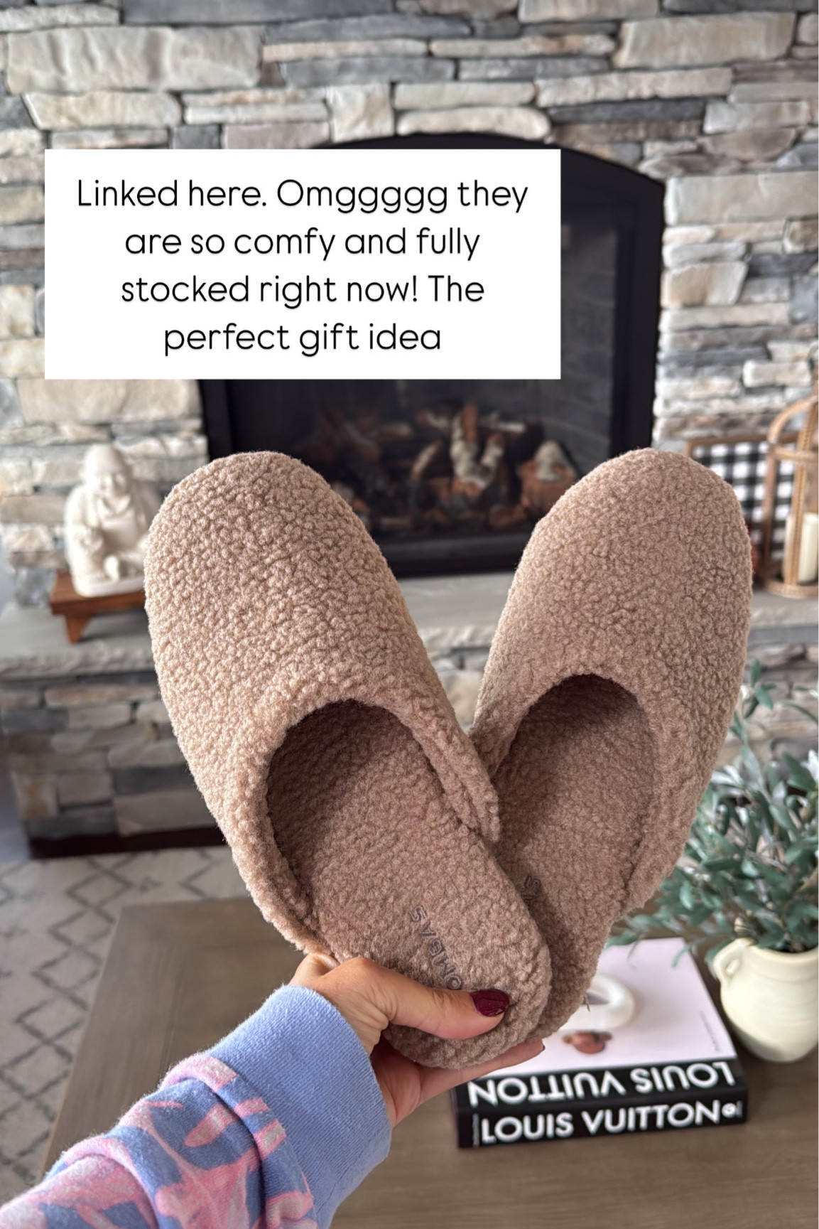 Best slippers ever 

#LTKGiftGuide #LTKSeasonal #LTKFindsUnder100