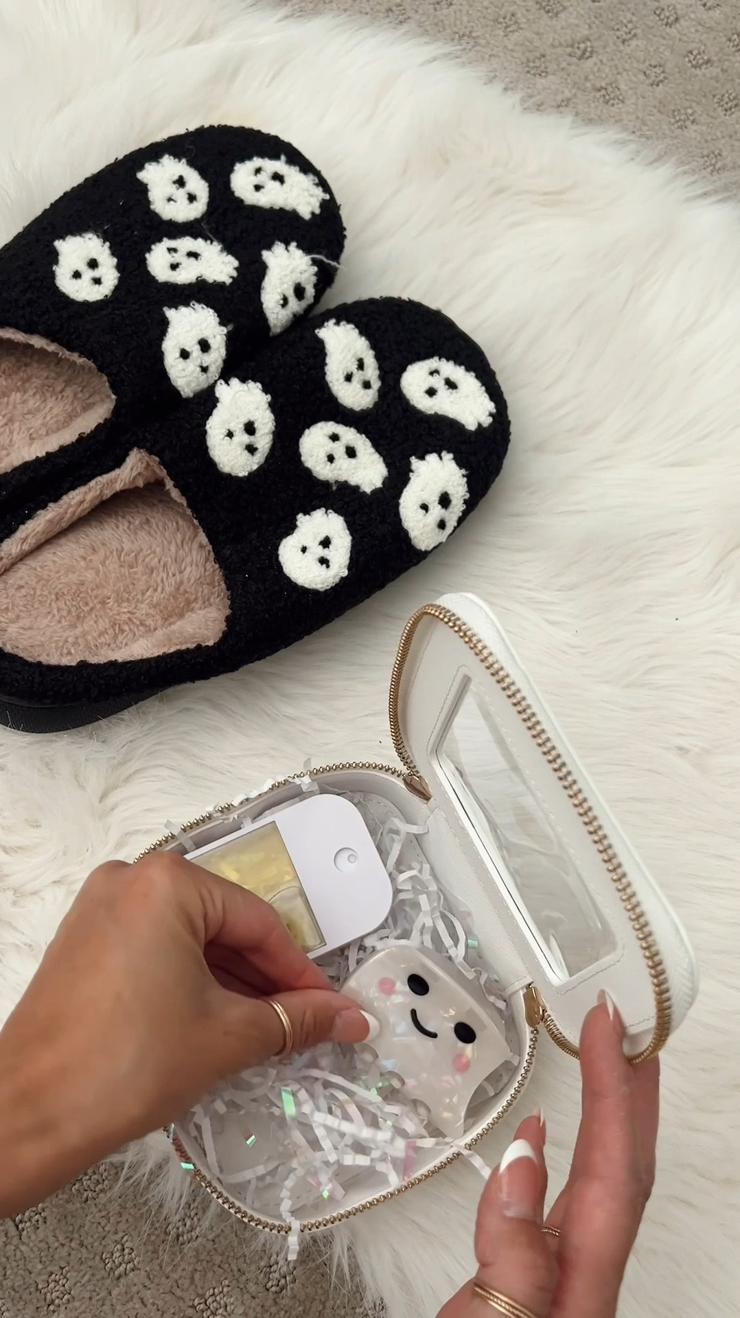 A little “Boo, thank YOU gift! Give to a teacher, friend, co-worker or neighbor. Spooky & great for Halloween 🖤👻

#LTKHalloween #LTKFindsUnder50 #LTKGiftGuide