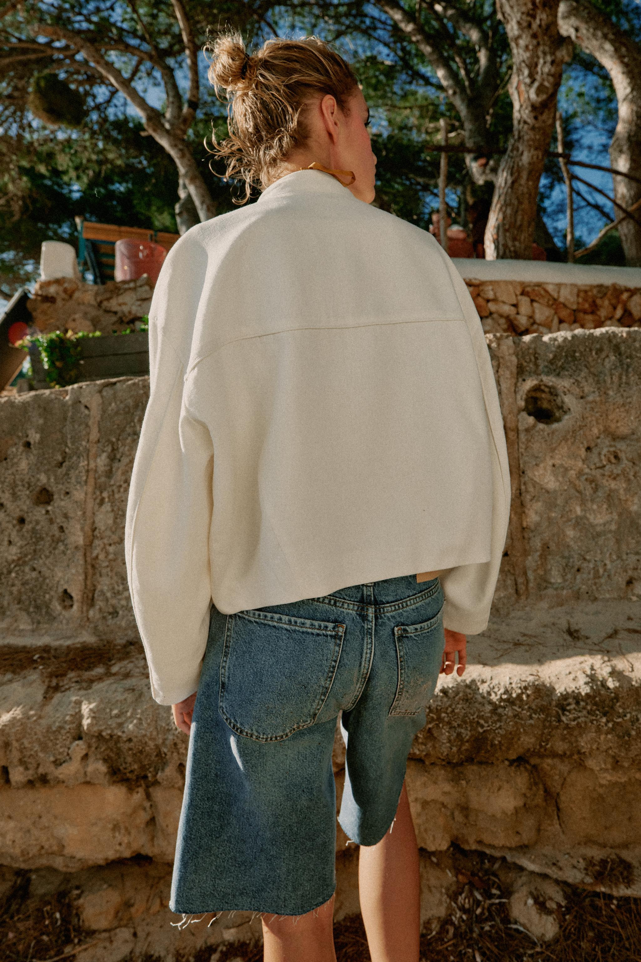 LINEN BLEND JACKET WITH FIREMAN CLASP | Zara UK