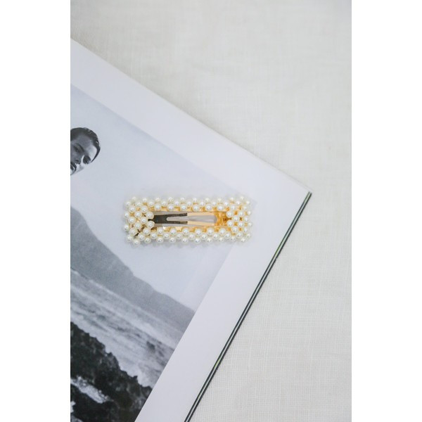 Pearl Me Up Hair Clip White | Hello Molly (AU)