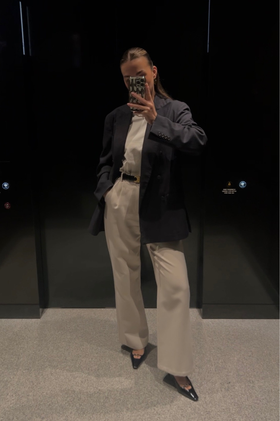 This outfit is my absolute go-to work / everyday outfit. Hot tip: men’s blazers! This is my husband’s blazer and it’s the perf oversized fit. 

#LTKSeasonal #LTKstyletip #LTKworkwear