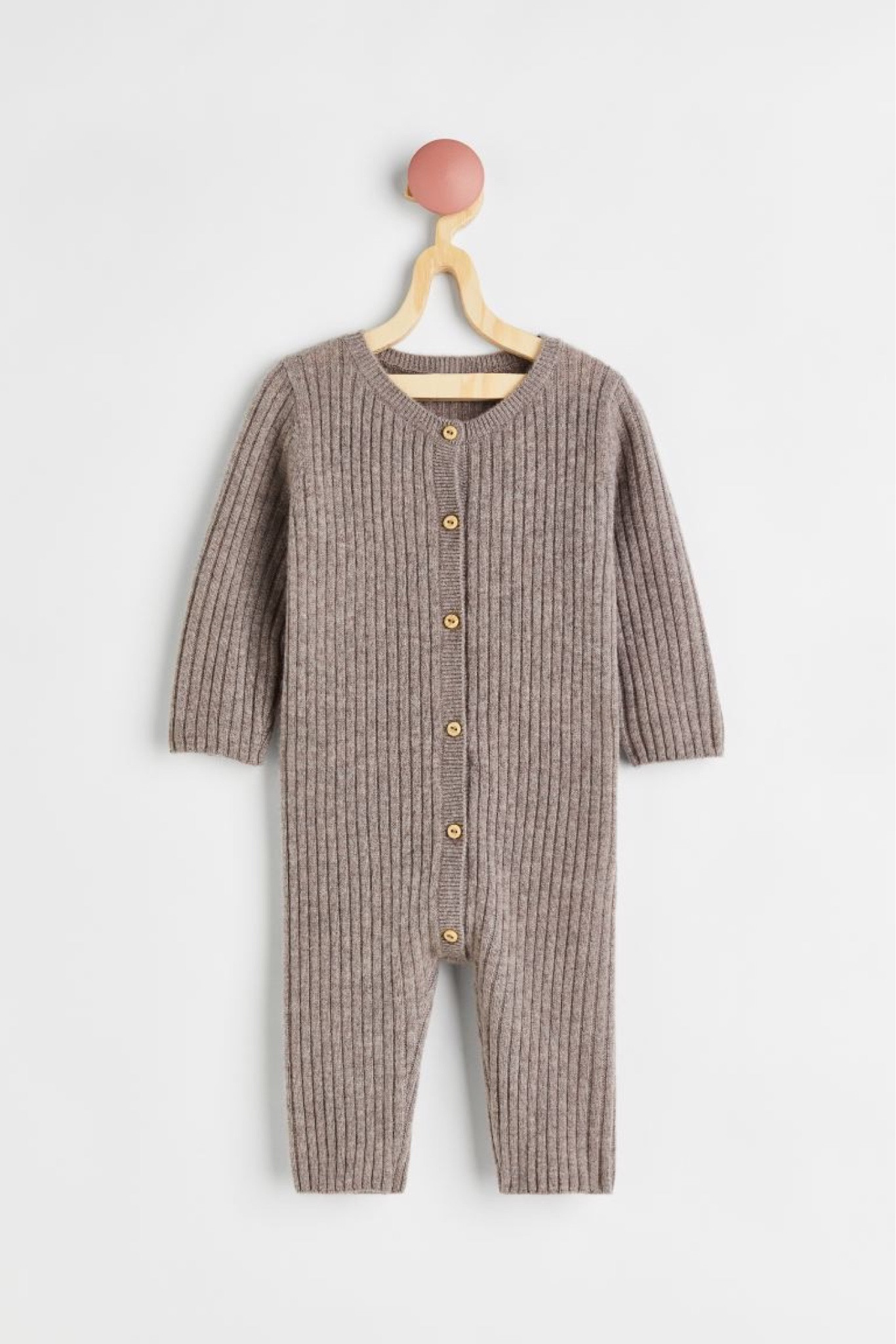Baby sweater outfit 

#LTKbaby #LTKSeasonal #LTKGiftGuide